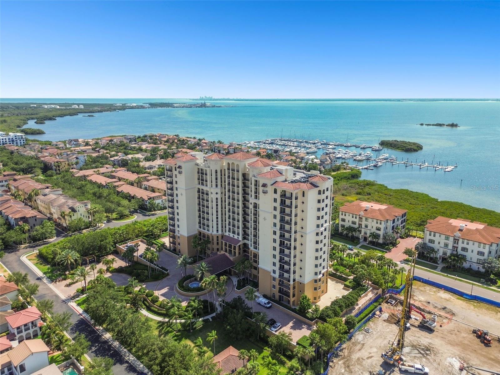 5823 BOWEN DANIEL DR #905, TAMPA, FL, 33616