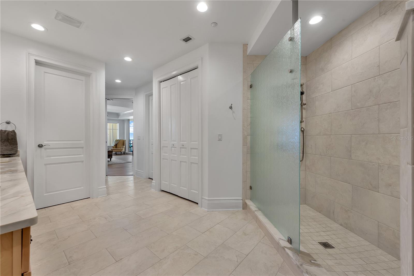 T3534874 Property Photo