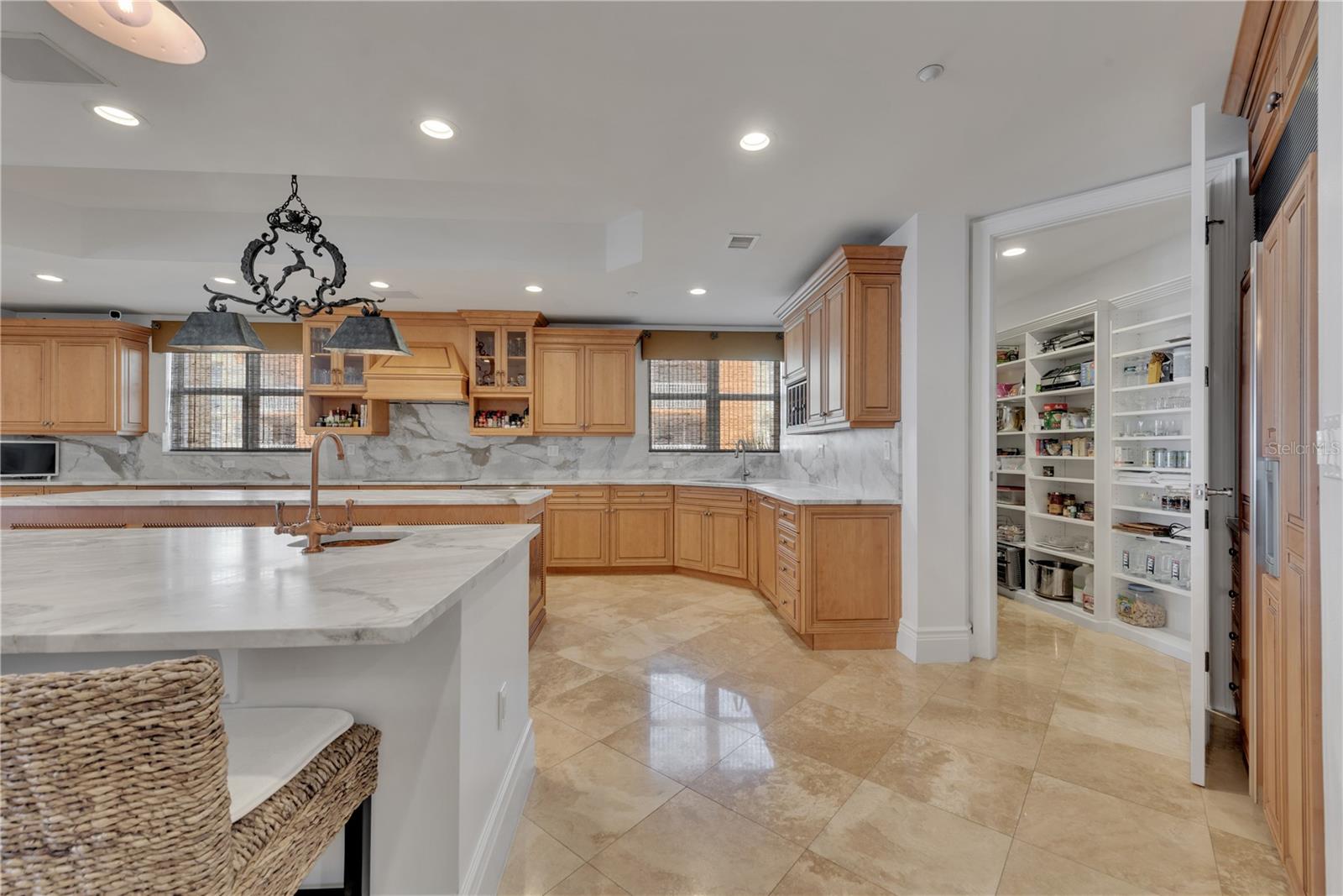 T3534874 Property Photo