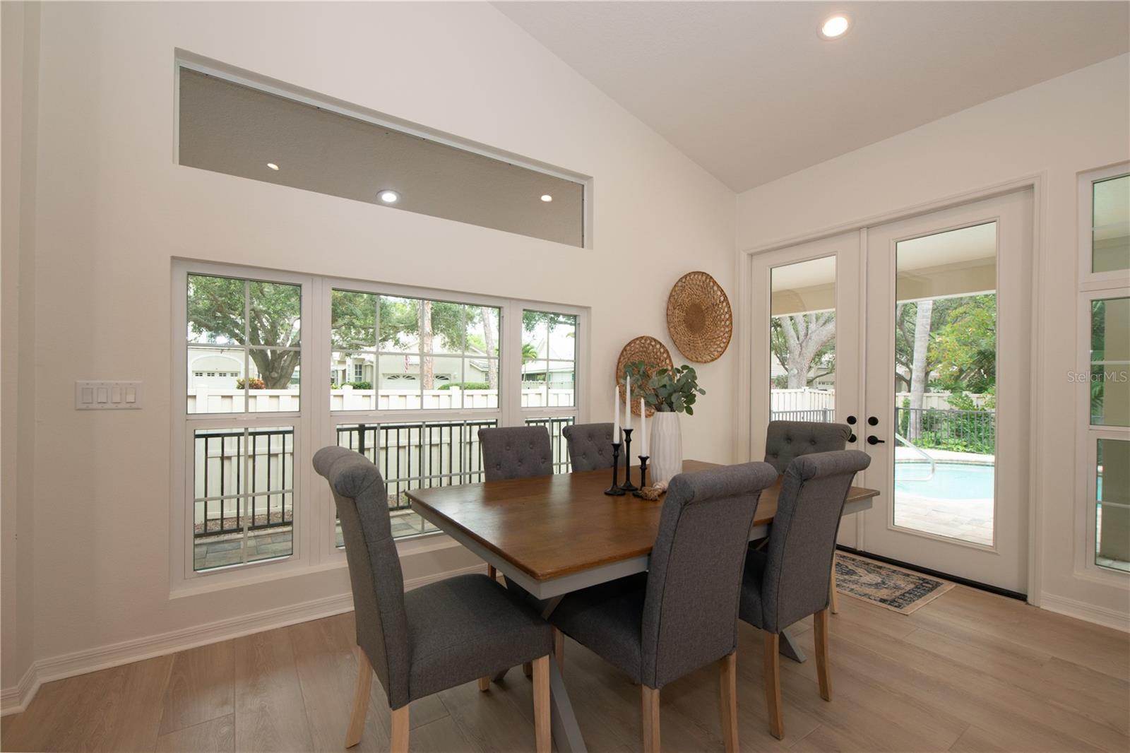 379 FAN PALM CT NE #0, ST PETERSBURG, FL, 33703