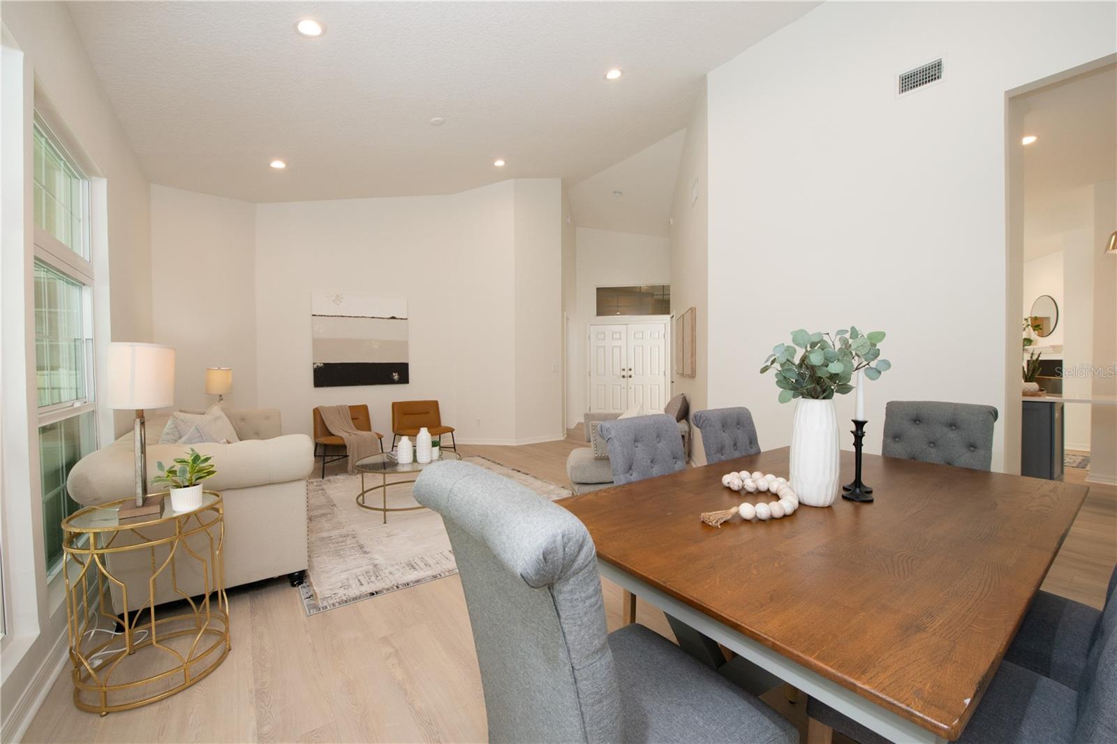 379 FAN PALM CT NE #0, ST PETERSBURG, FL, 33703