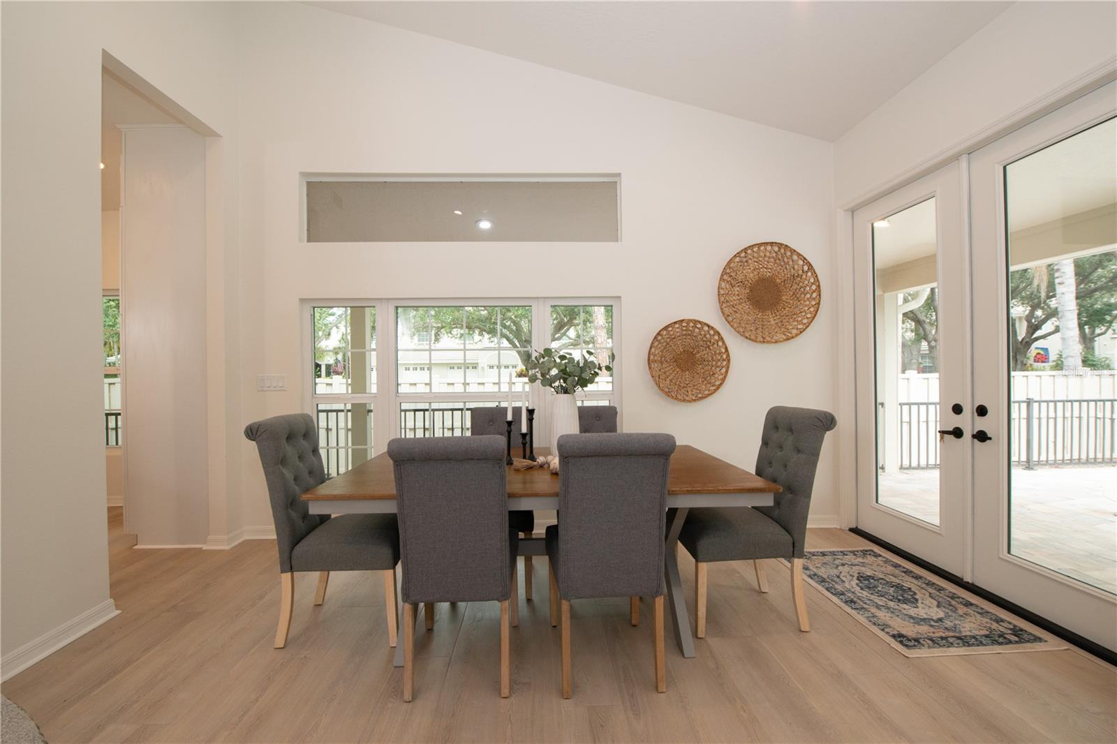 379 FAN PALM CT NE #0, ST PETERSBURG, FL, 33703