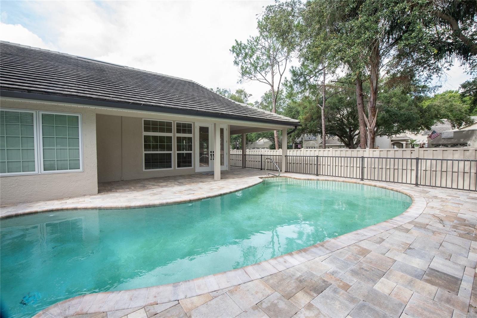 379 FAN PALM CT NE #0, ST PETERSBURG, FL, 33703