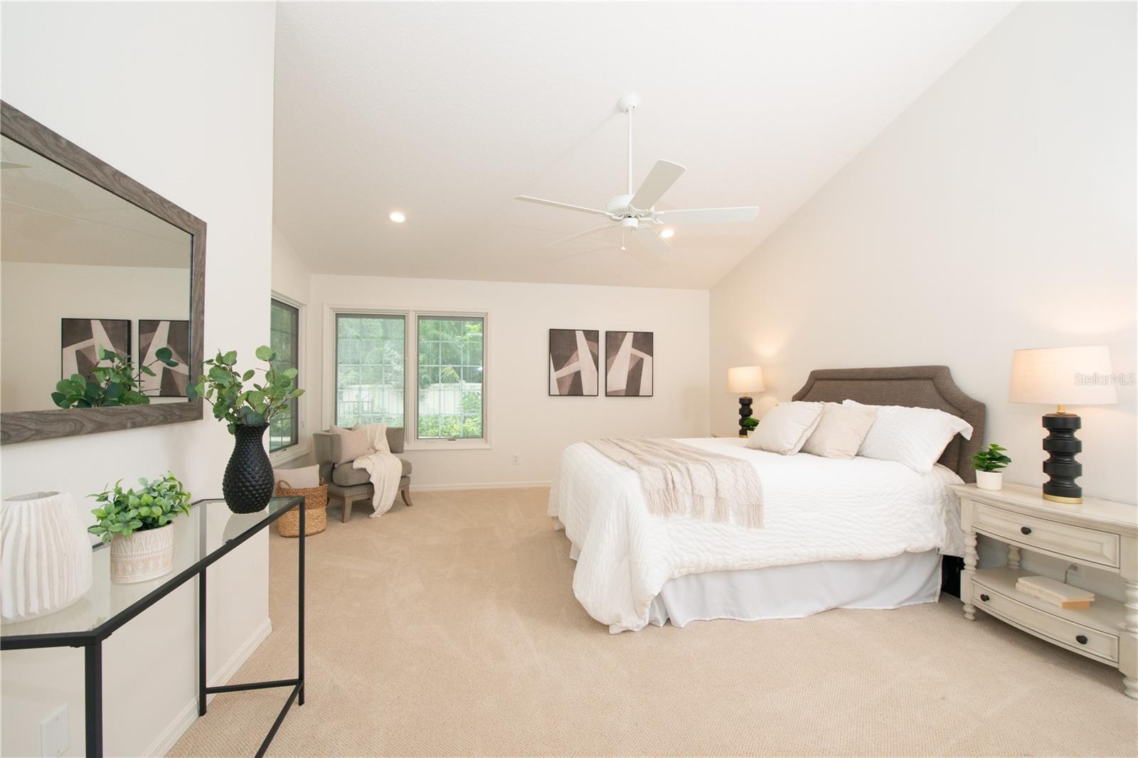 379 FAN PALM CT NE #0, ST PETERSBURG, FL, 33703