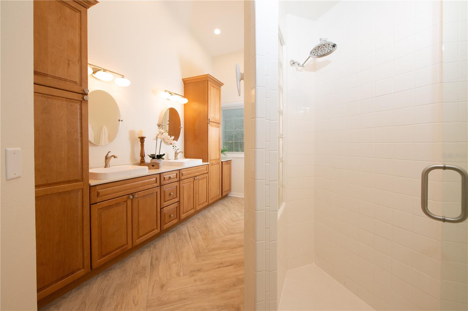 379 FAN PALM CT NE #0, ST PETERSBURG, FL, 33703