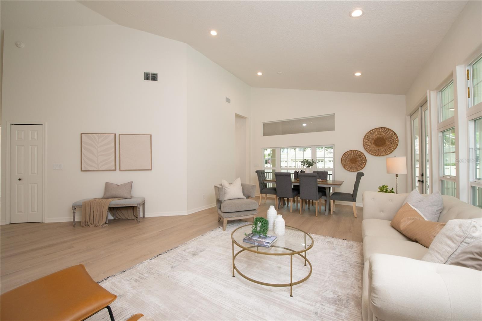 379 FAN PALM CT NE #0, ST PETERSBURG, FL, 33703