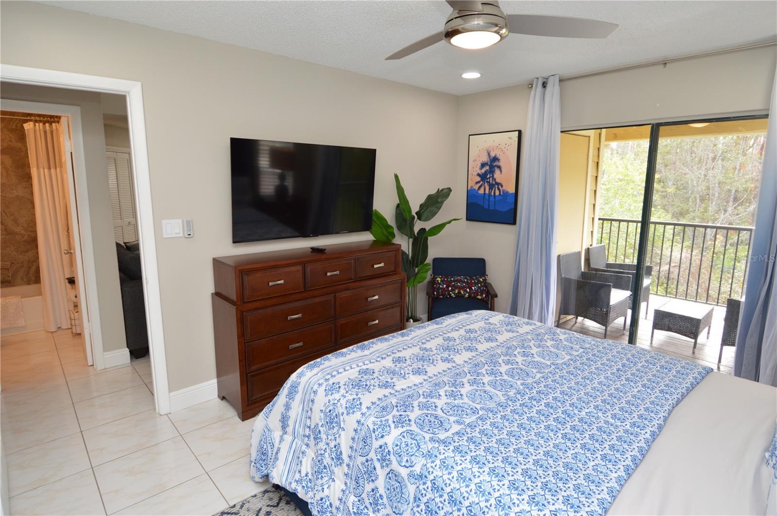8752 MALLARD RESERVE DR #203 (Furnished), TAMPA, FL, 33614
