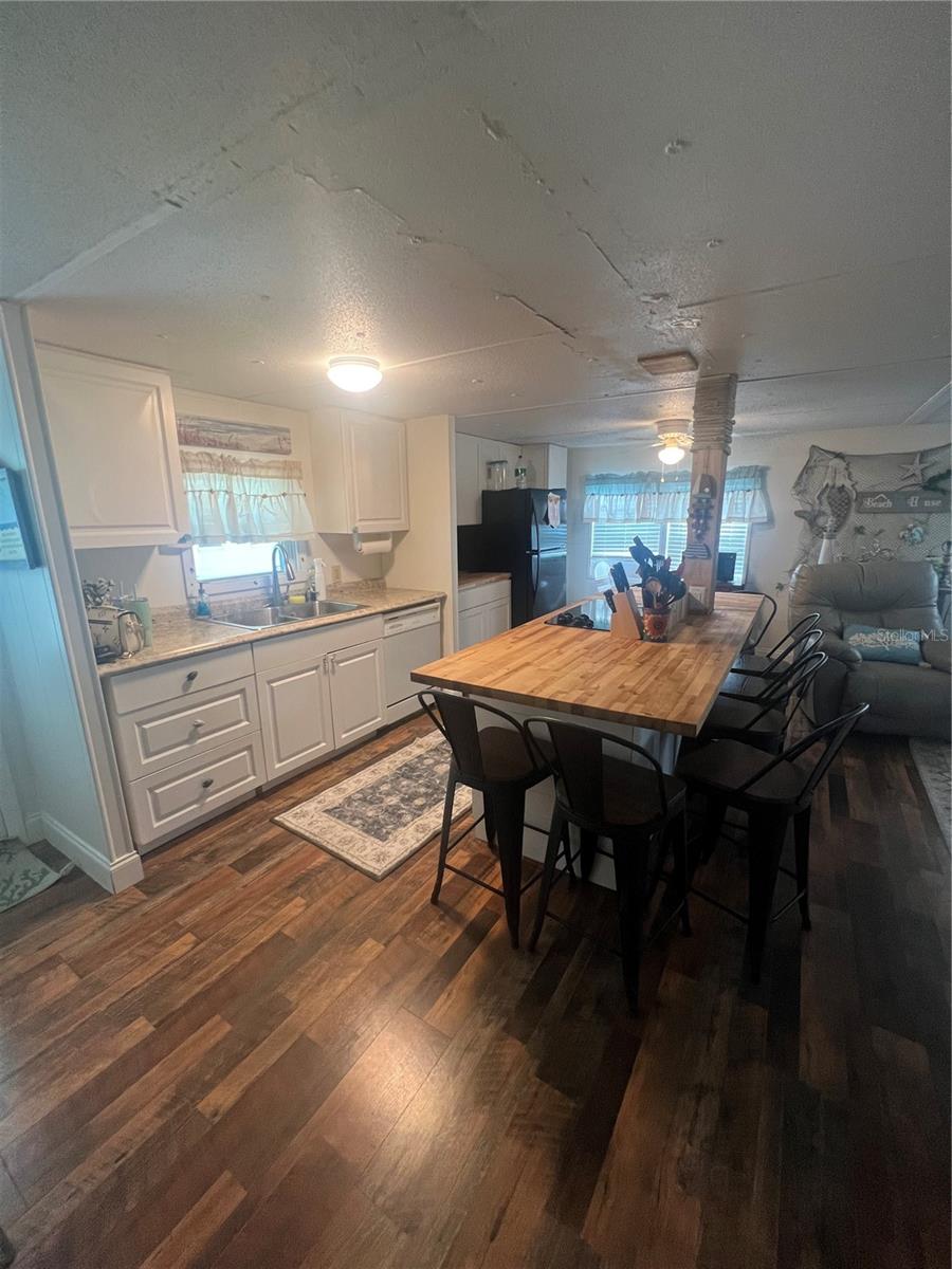7502 FULMAR AVE, PORT CHARLOTTE, FL, 33981