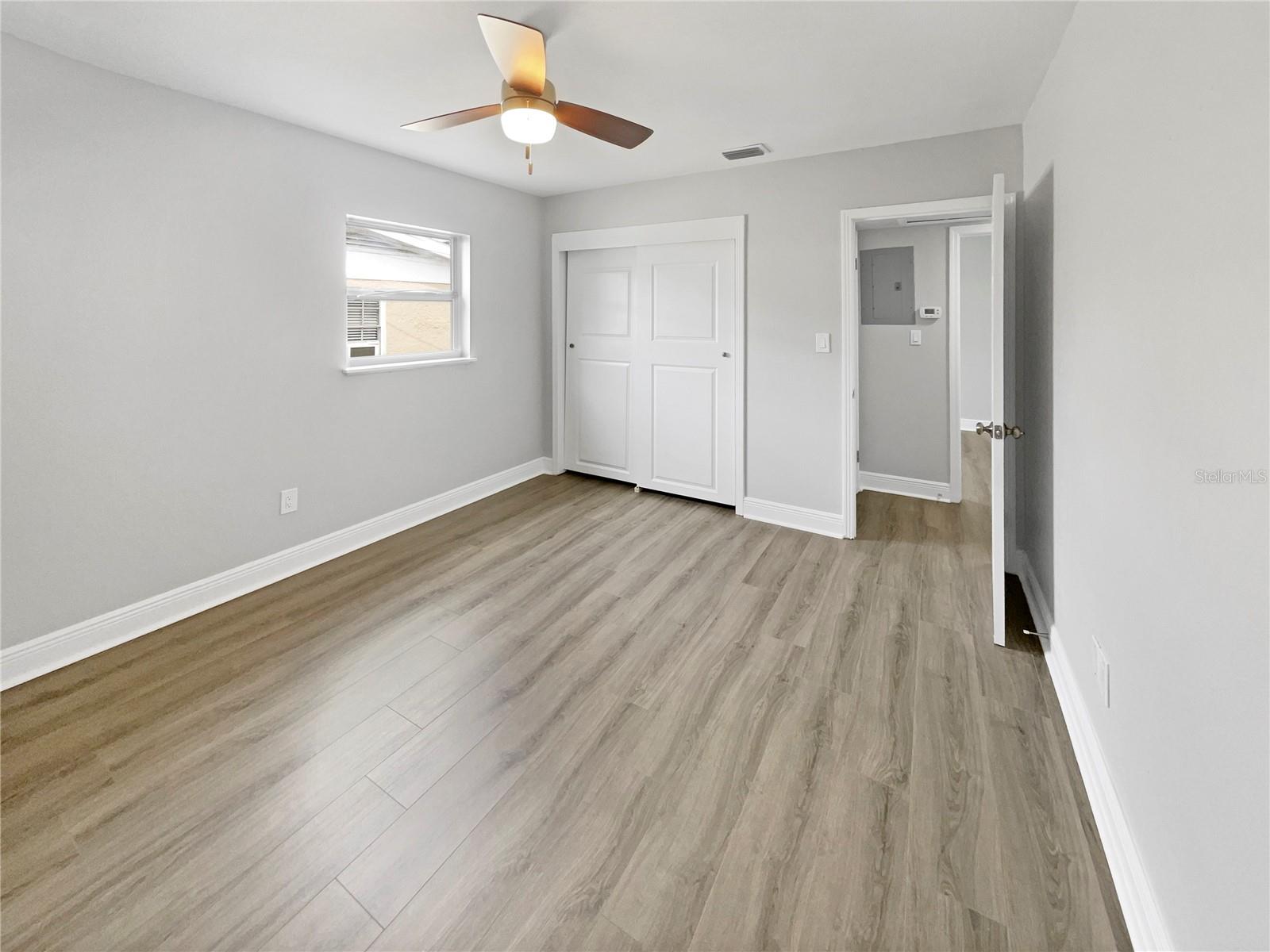 4104 W GRAY ST, TAMPA, FL, 33609