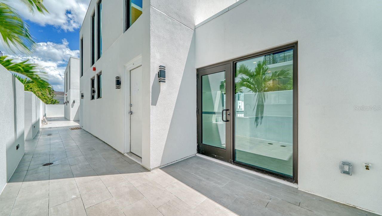 1558 4TH ST #210, SARASOTA, FL, 34236