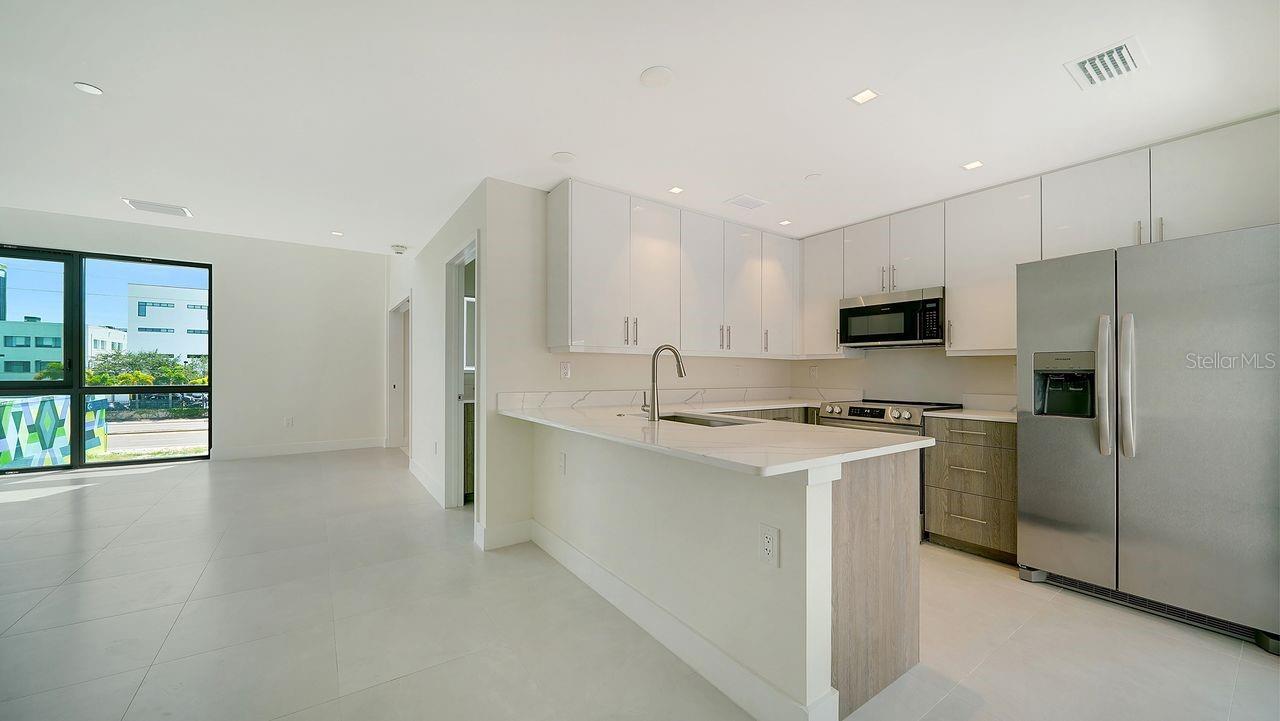 1558 4TH ST #210, SARASOTA, FL, 34236