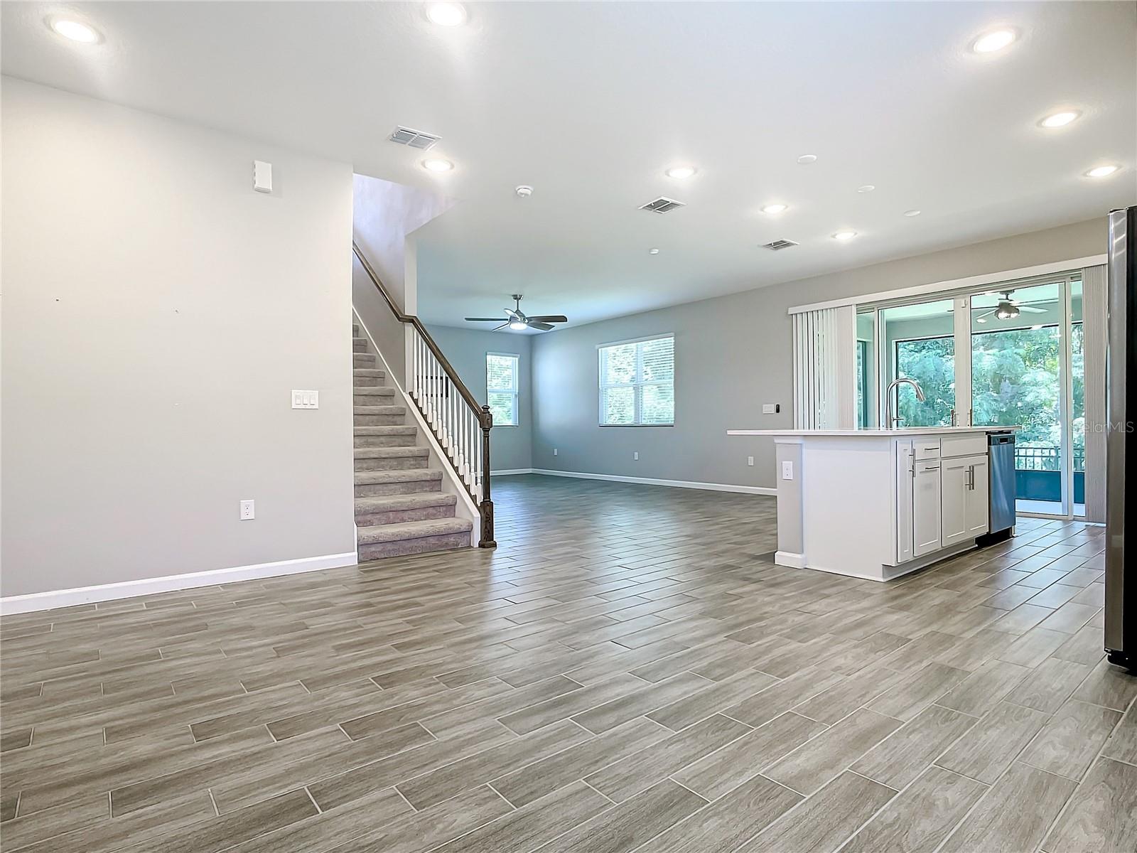8084 CHERRYSTONE ST, LEESBURG, FL, 34748