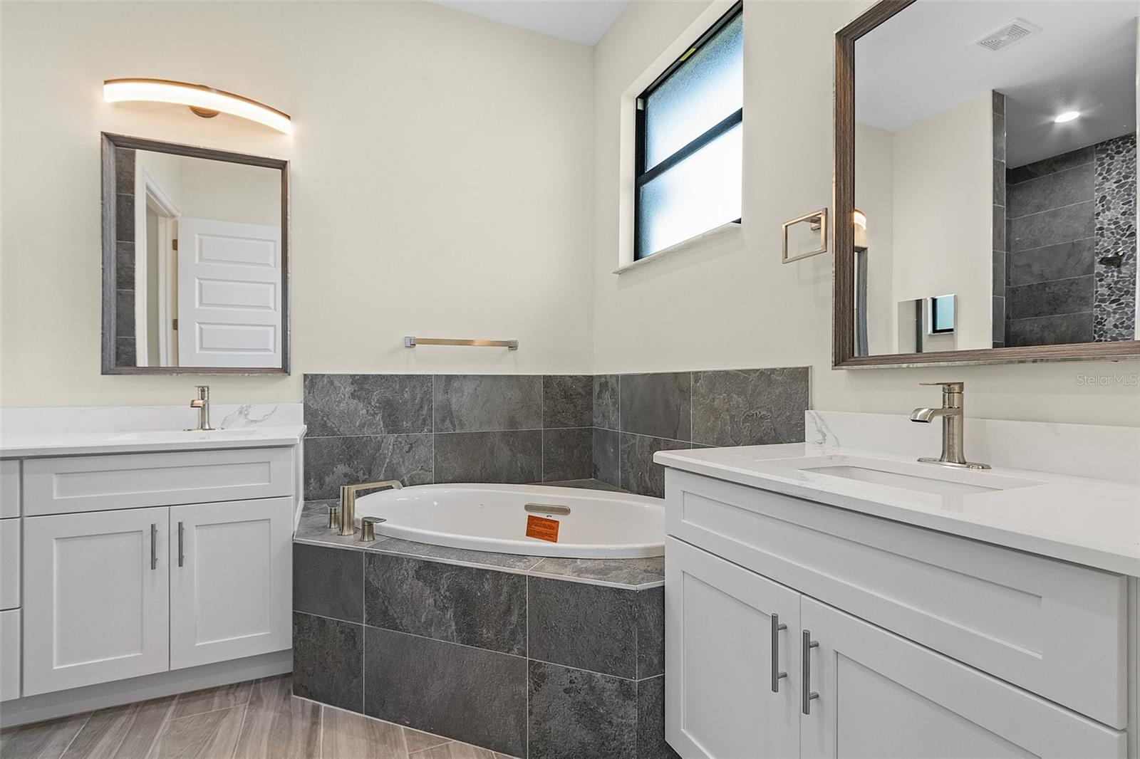 17190 BARCREST LN, PUNTA GORDA, FL, 33955