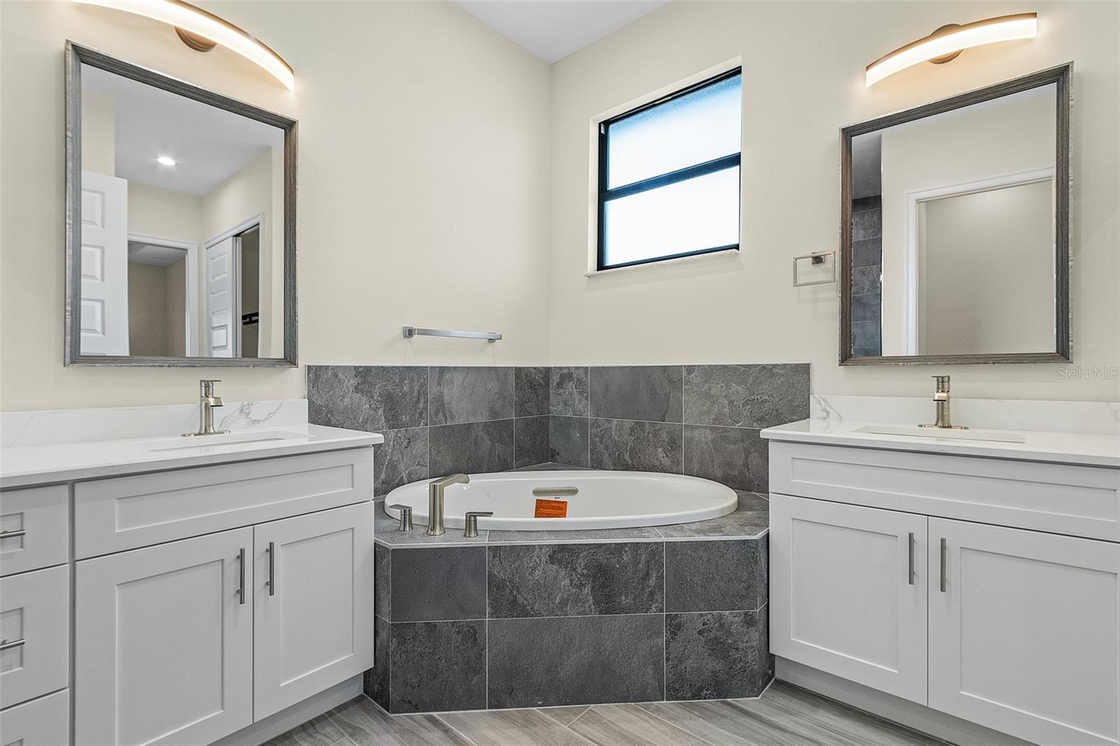 17190 BARCREST LN, PUNTA GORDA, FL, 33955