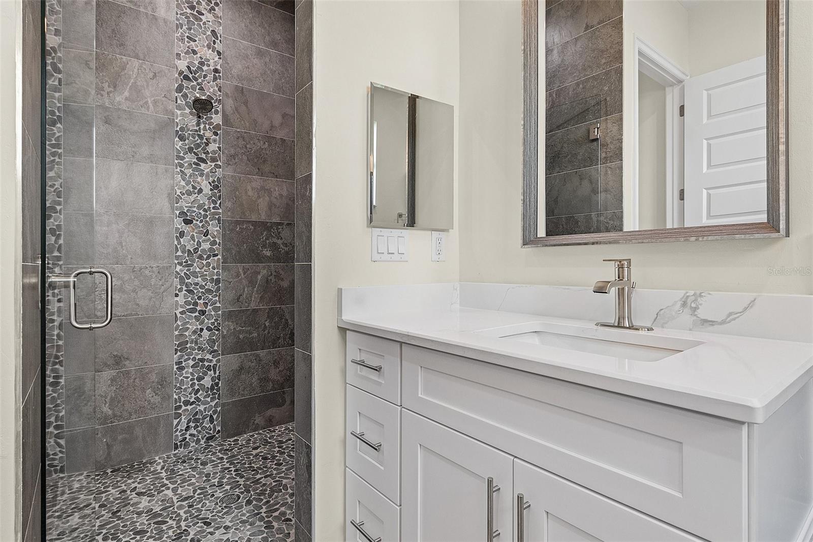 17190 BARCREST LN, PUNTA GORDA, FL, 33955