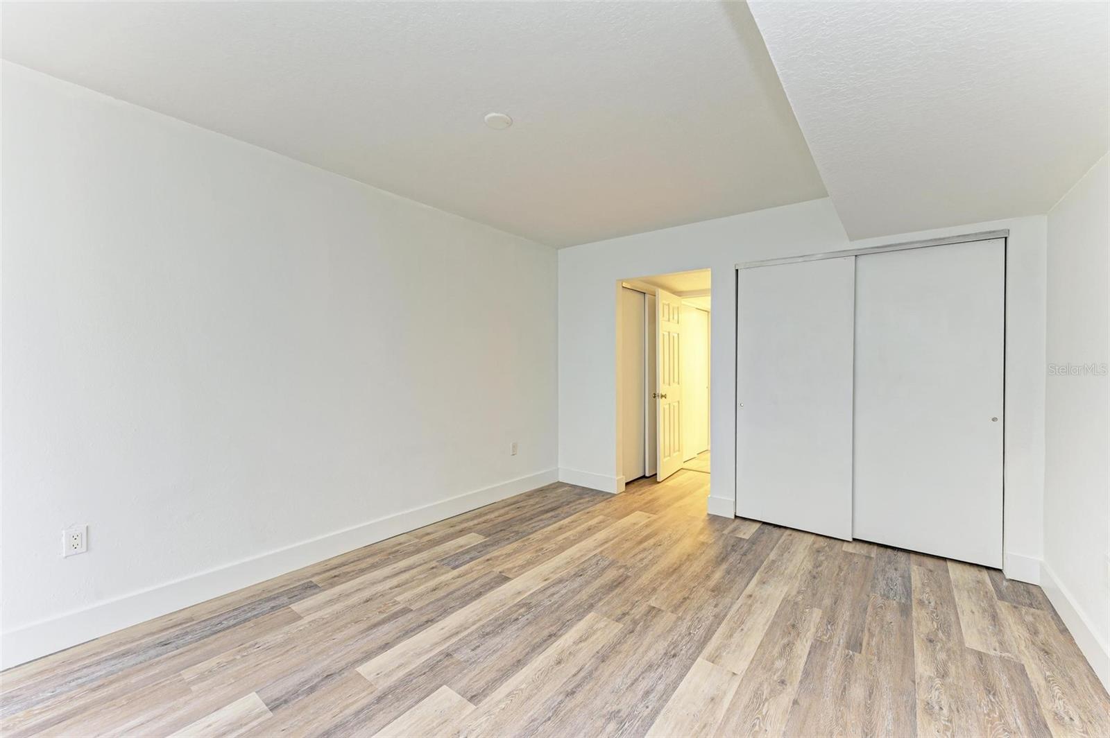 2224 BAHIA VISTA ST #E1, SARASOTA, FL, 34239