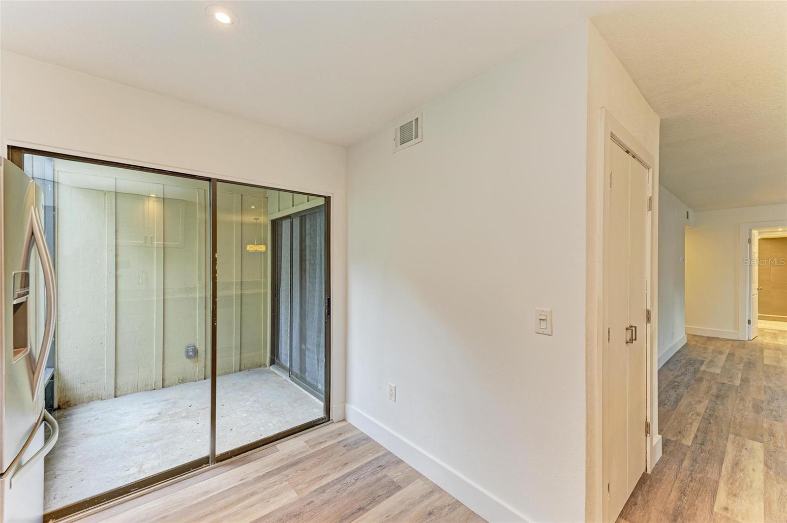 2224 BAHIA VISTA ST #E1, SARASOTA, FL, 34239