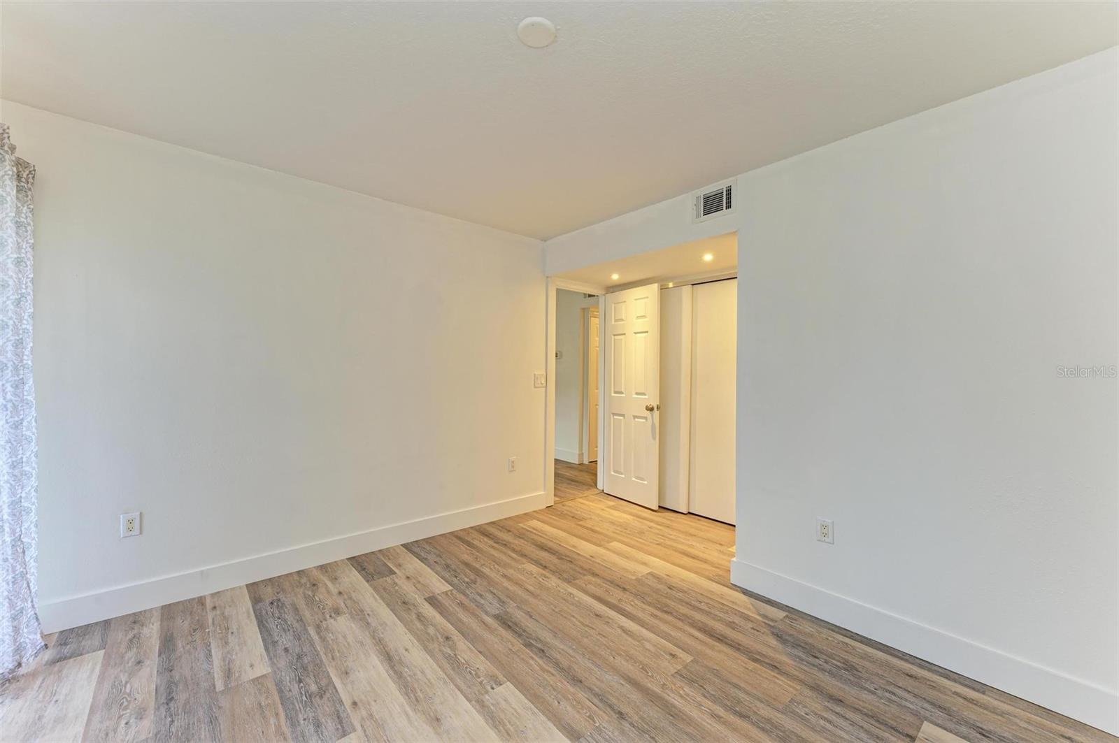 2224 BAHIA VISTA ST #E1, SARASOTA, FL, 34239