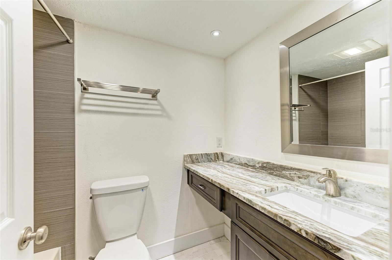 2224 BAHIA VISTA ST #E1, SARASOTA, FL, 34239