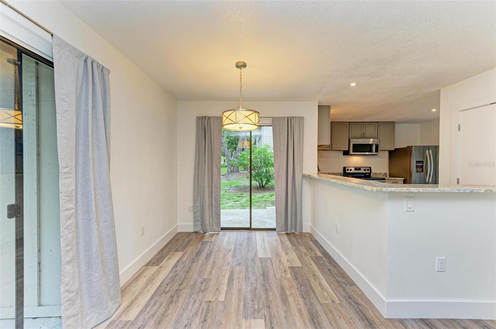 2224 BAHIA VISTA ST #E1, SARASOTA, FL, 34239