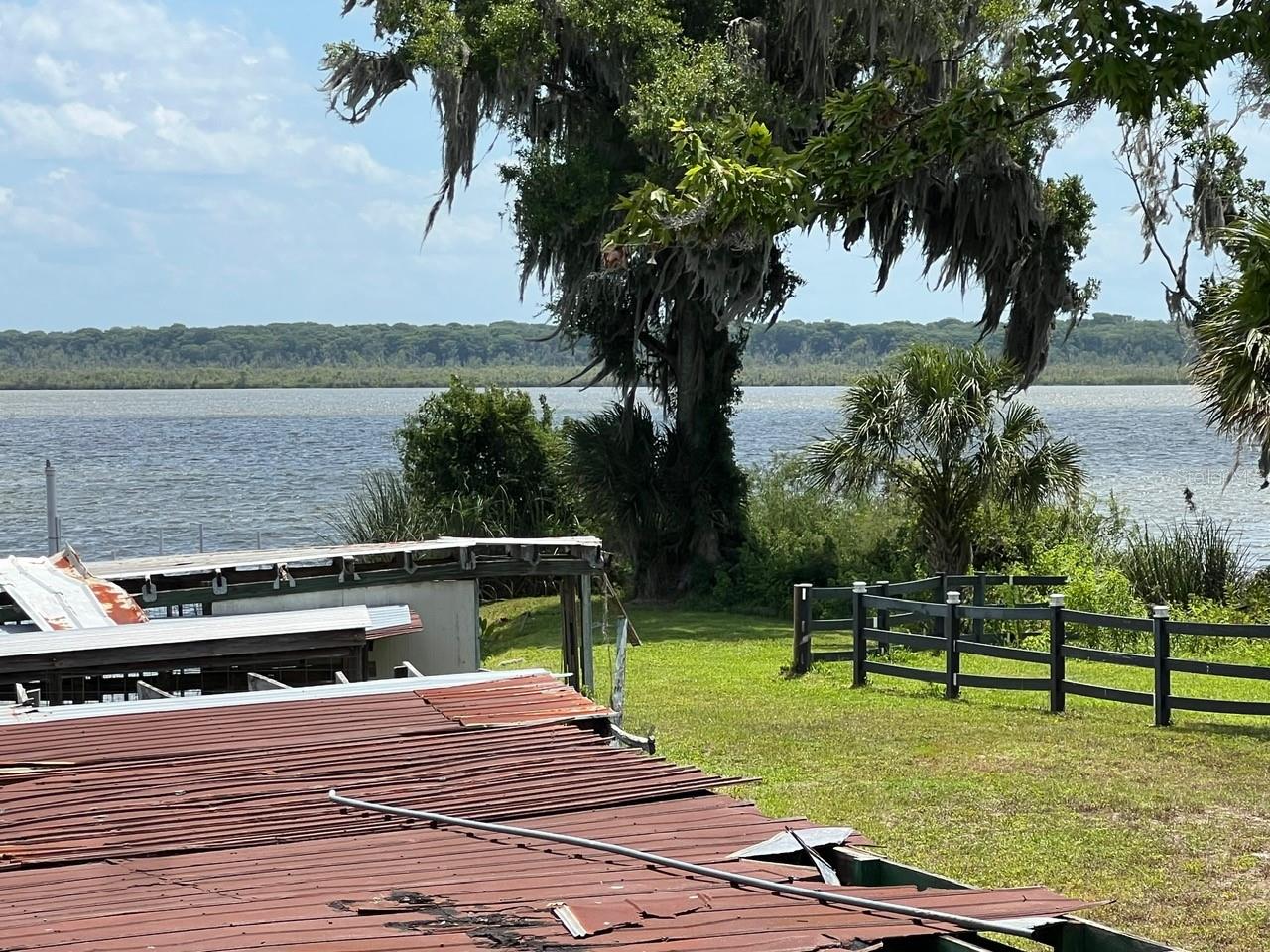 860 CR 482B, LAKE PANASOFFKEE, FL, 33538