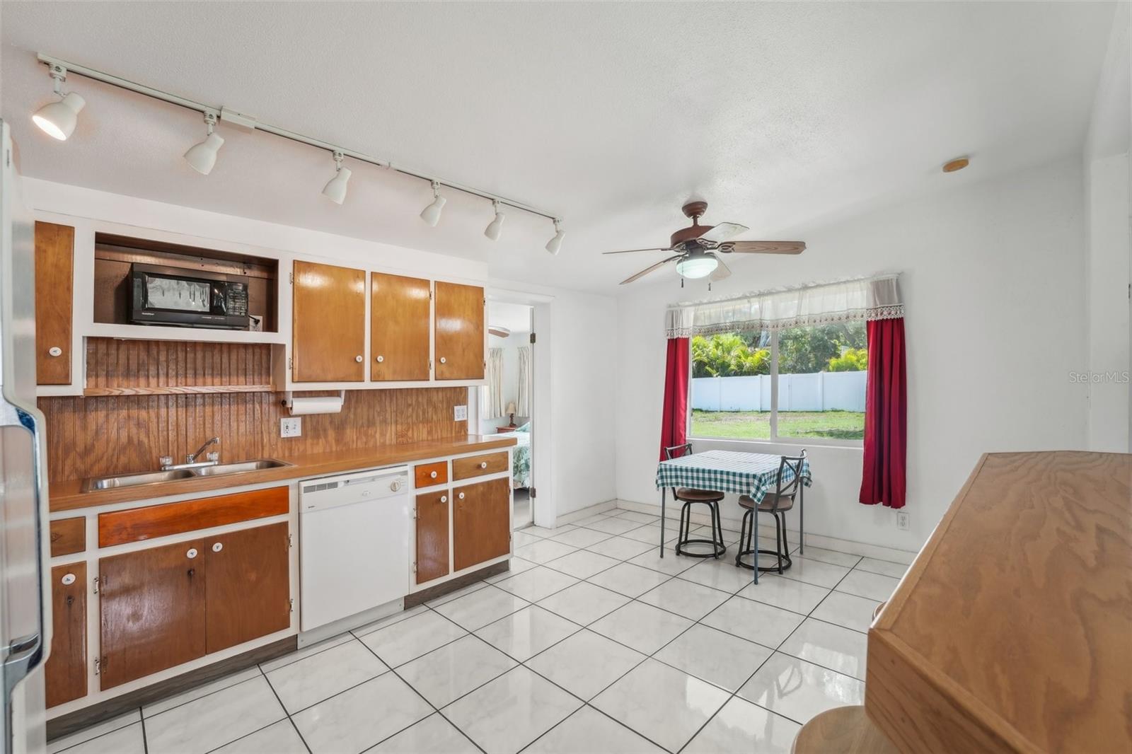 2191 BRADFORD ST, CLEARWATER, FL, 33760