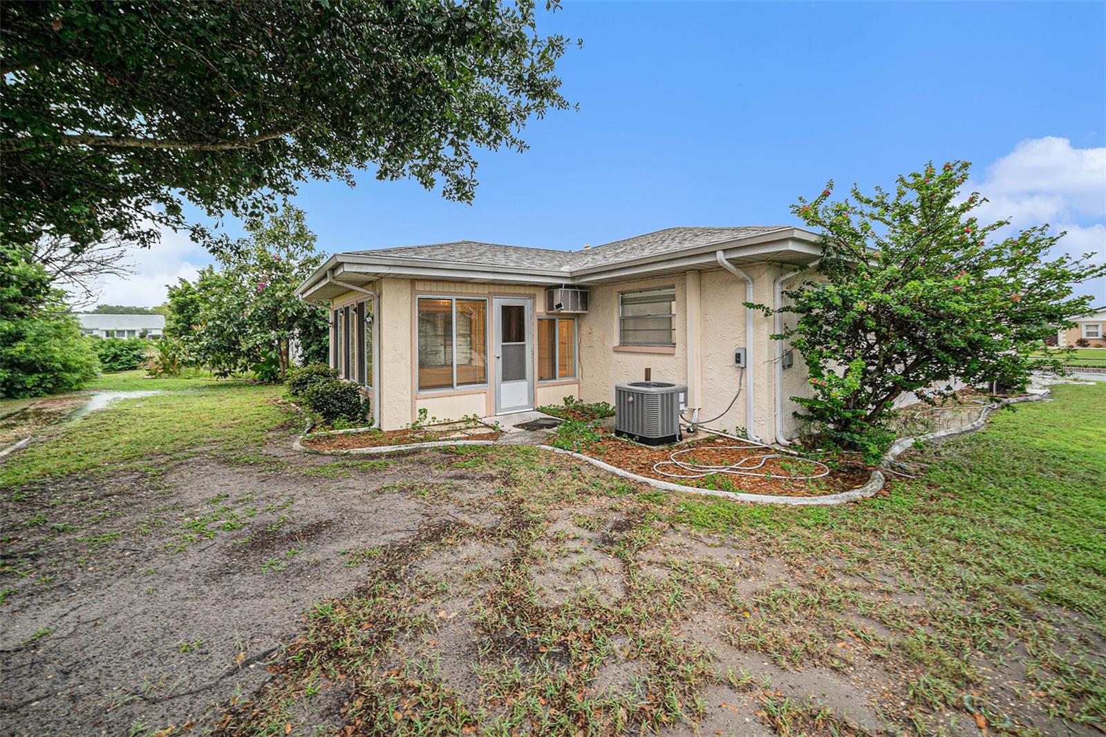 406 S PEBBLE BEACH BLVD, SUN CITY CENTER, FL, 33573