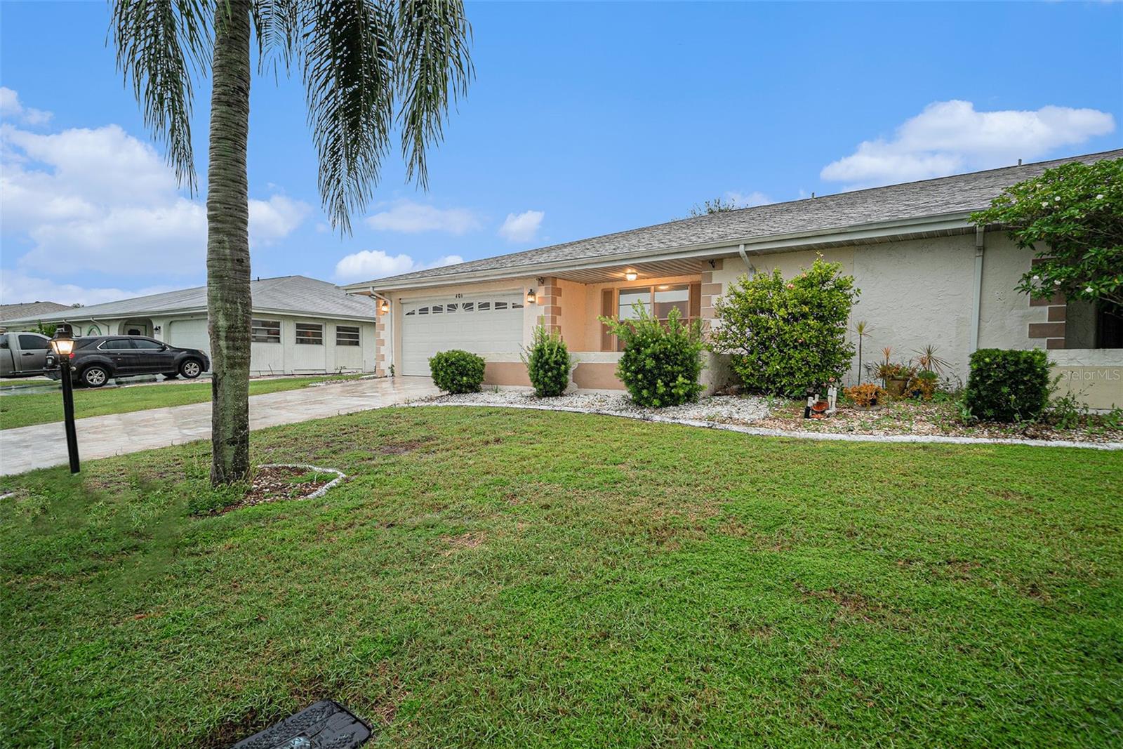 406 S PEBBLE BEACH BLVD, SUN CITY CENTER, FL, 33573