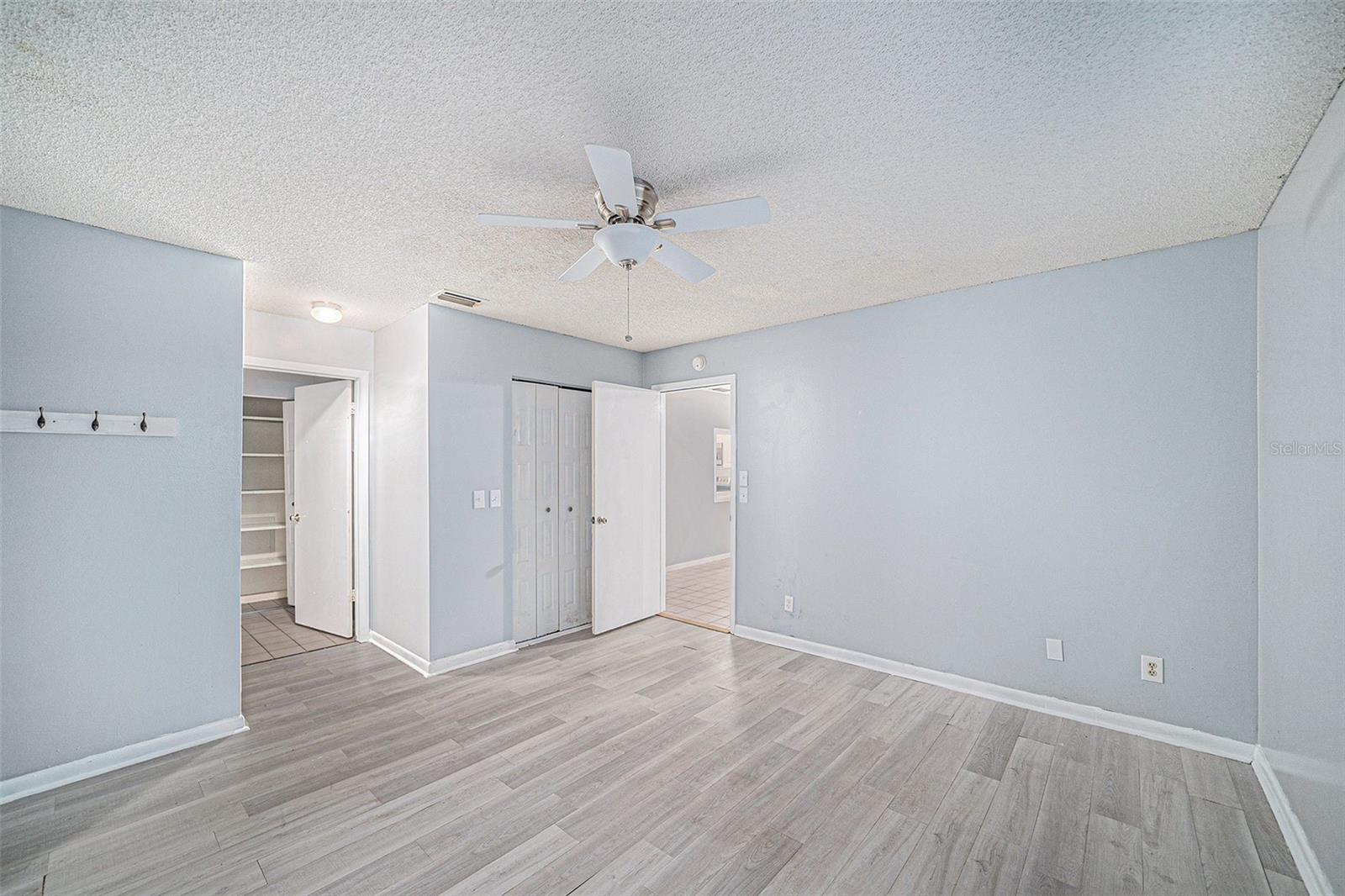 406 S PEBBLE BEACH BLVD, SUN CITY CENTER, FL, 33573