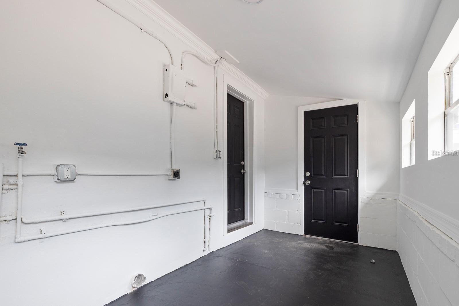 2596 52ND AVE N, ST PETERSBURG, FL, 33714