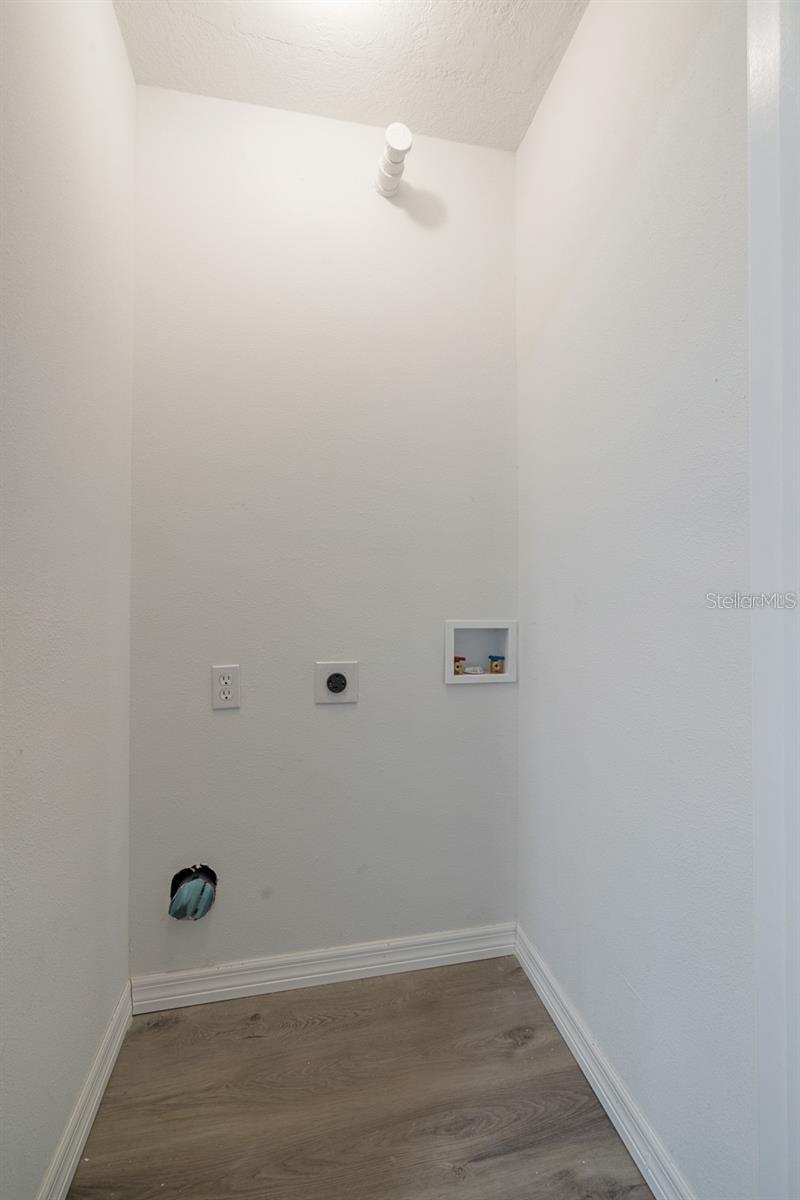 2596 52ND AVE N, ST PETERSBURG, FL, 33714