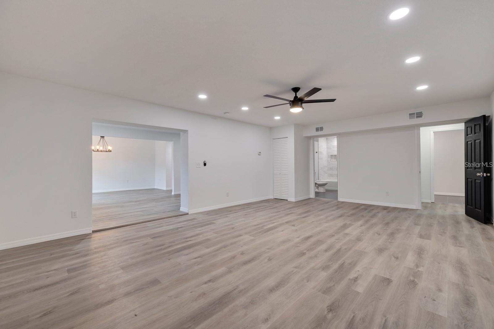 2596 52ND AVE N, ST PETERSBURG, FL, 33714