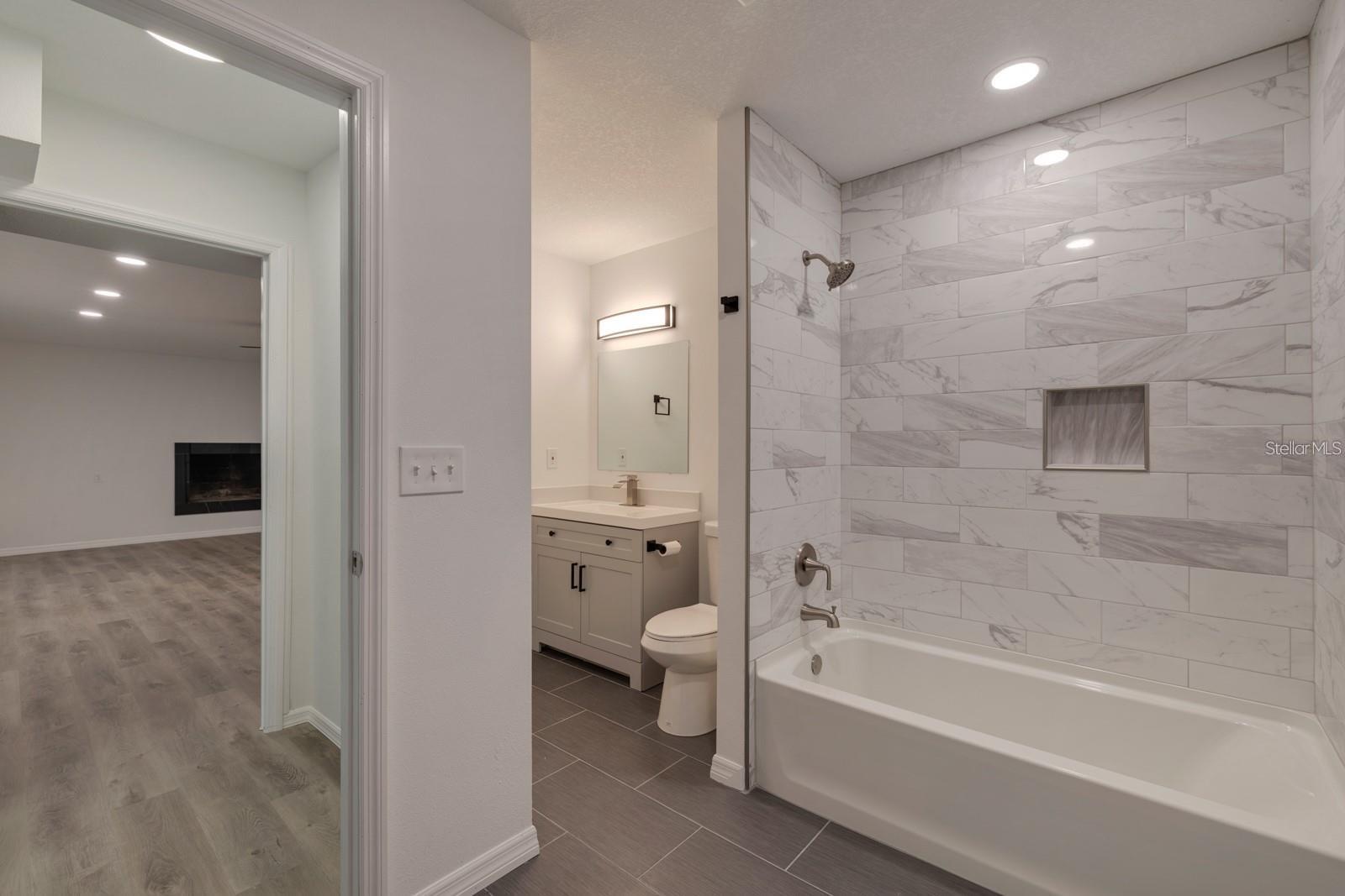 2596 52ND AVE N, ST PETERSBURG, FL, 33714