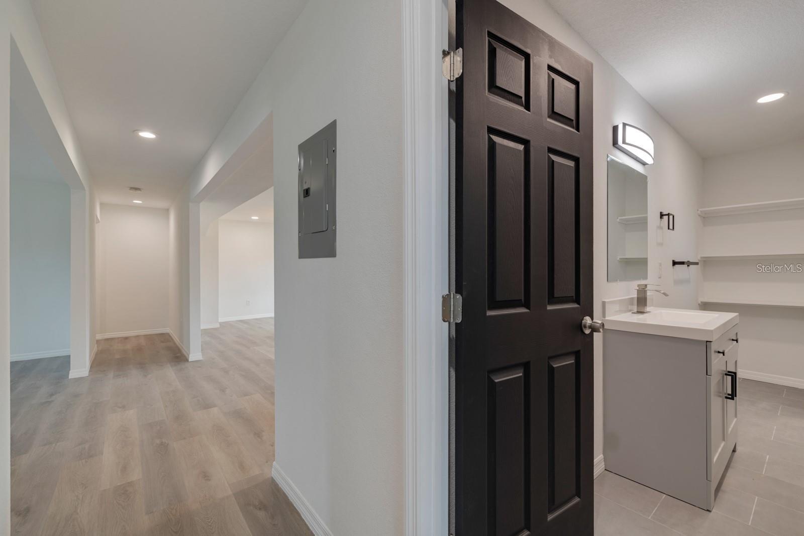 2596 52ND AVE N, ST PETERSBURG, FL, 33714