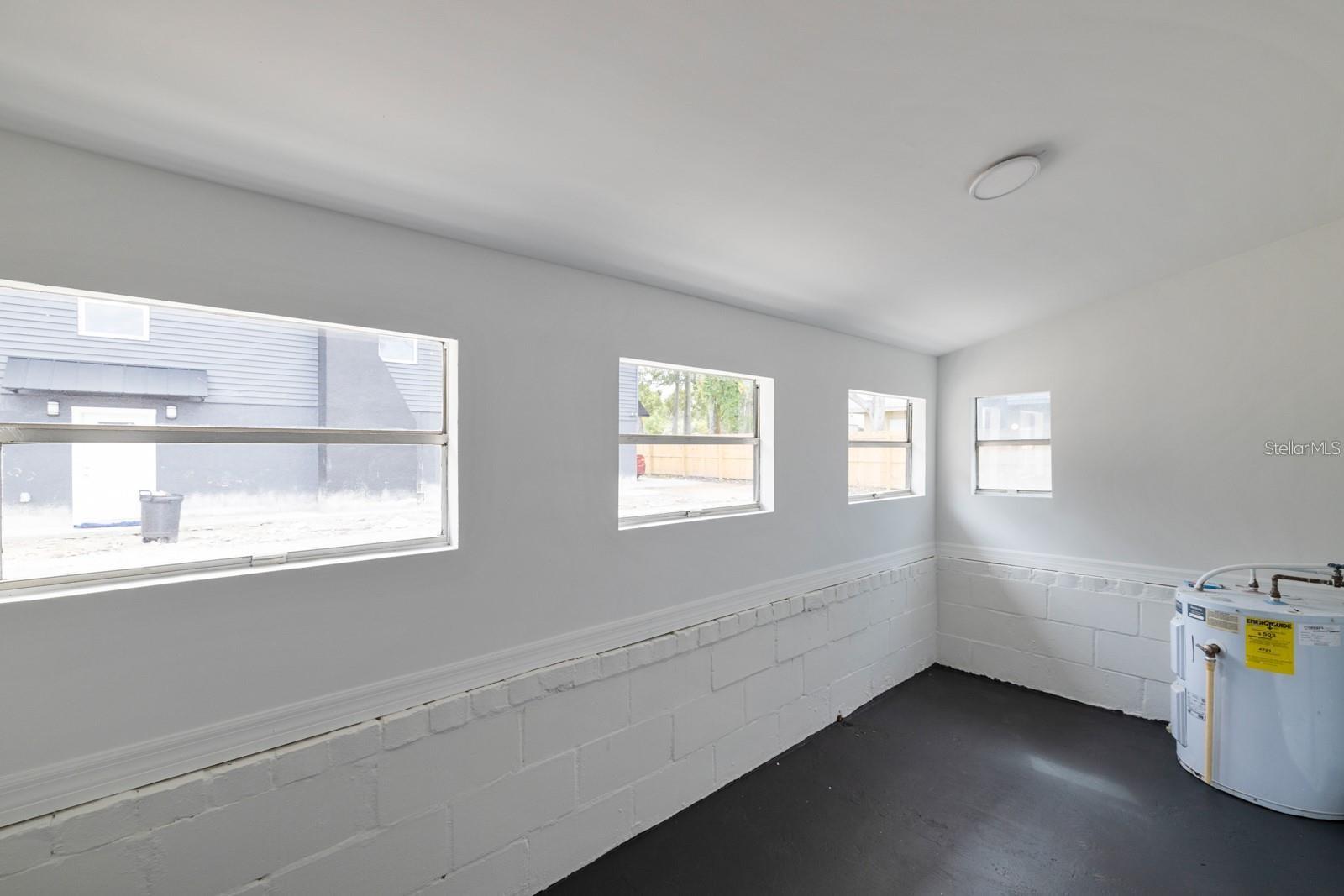 2596 52ND AVE N, ST PETERSBURG, FL, 33714