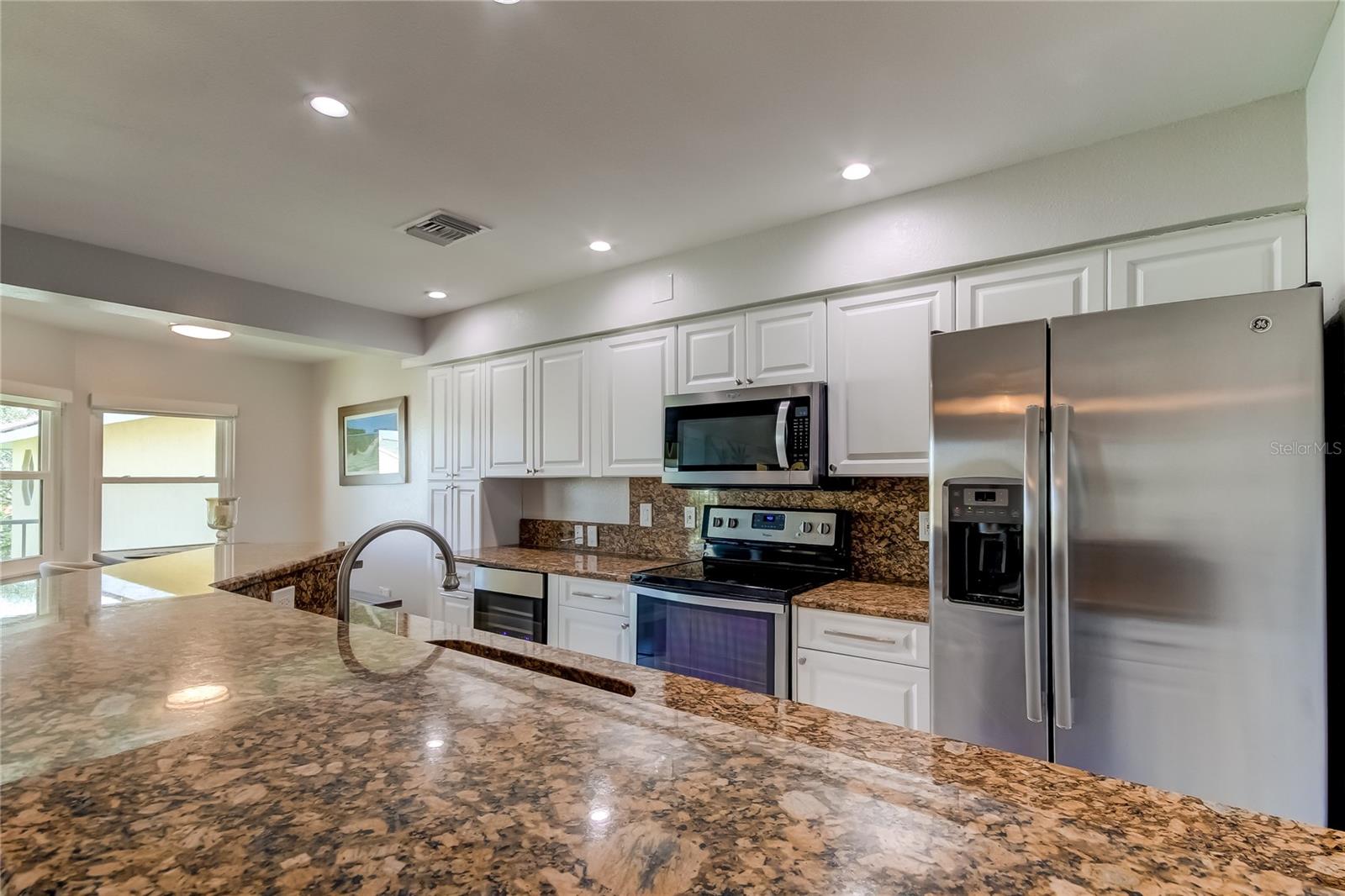 1125 PINELLAS BAYWAY S #304, ST PETERSBURG, FL, 33715