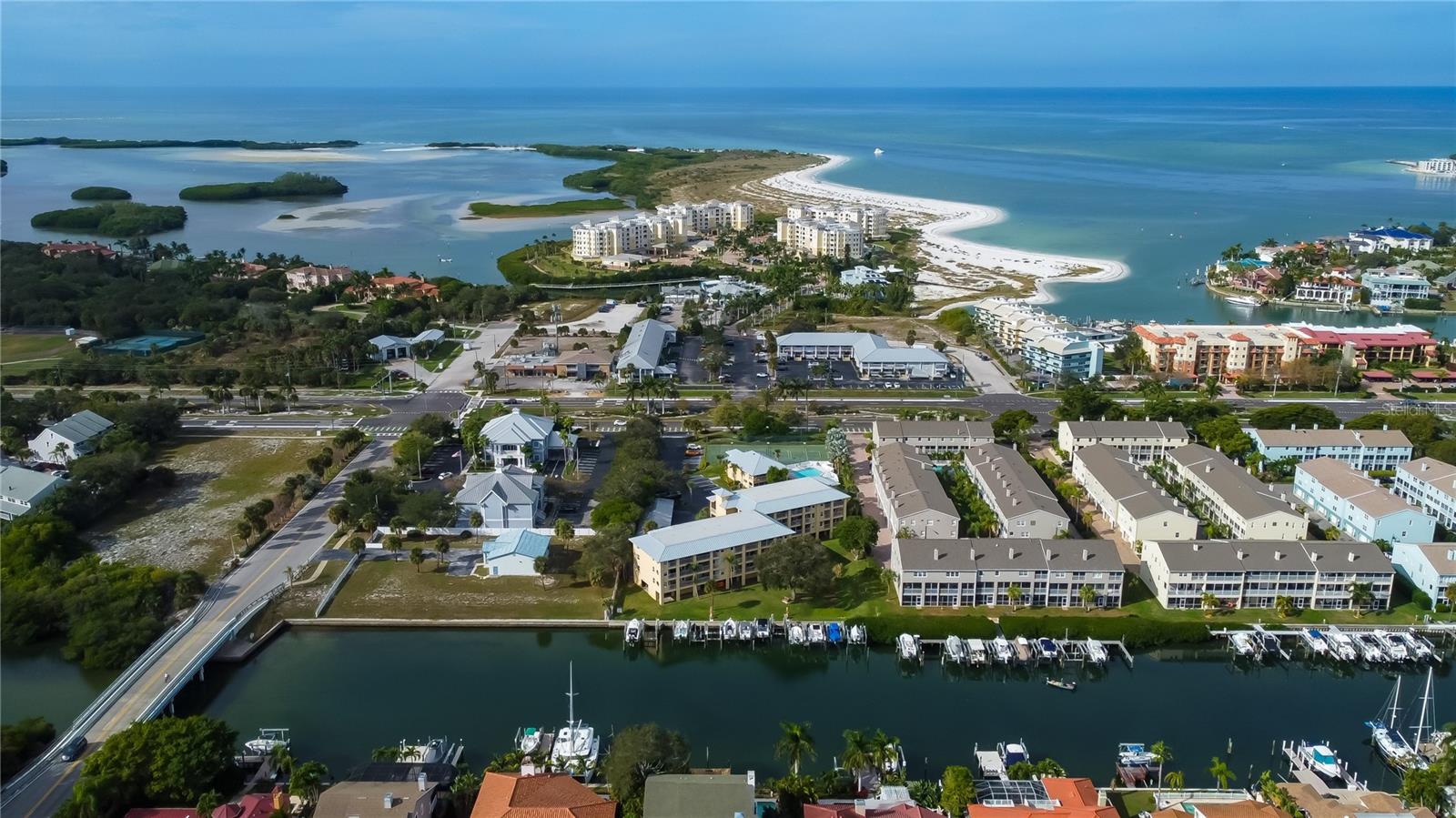 1125 PINELLAS BAYWAY S #304, ST PETERSBURG, FL, 33715
