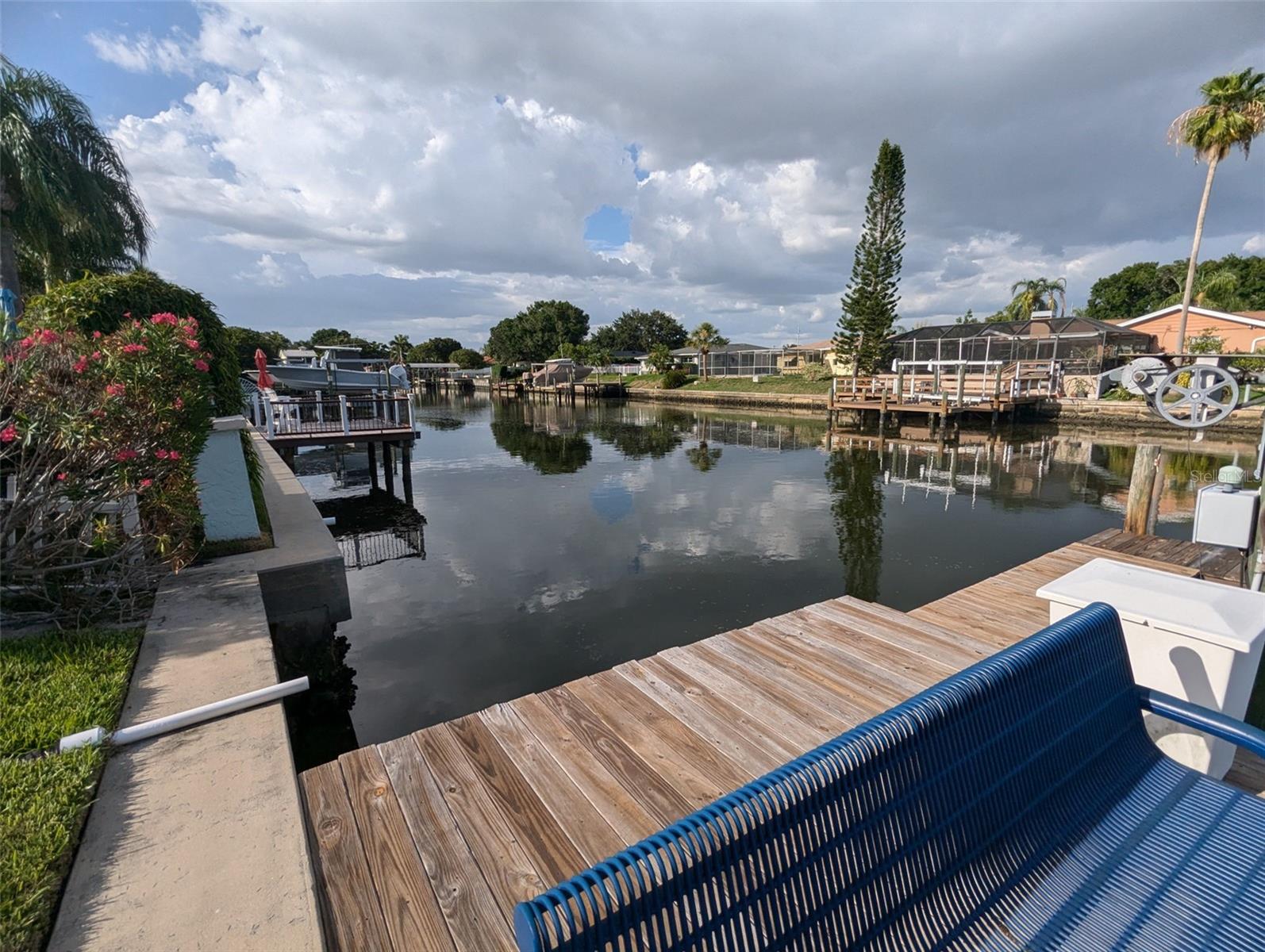 3931 E EDEN ROC CIR, TAMPA, FL, 33634