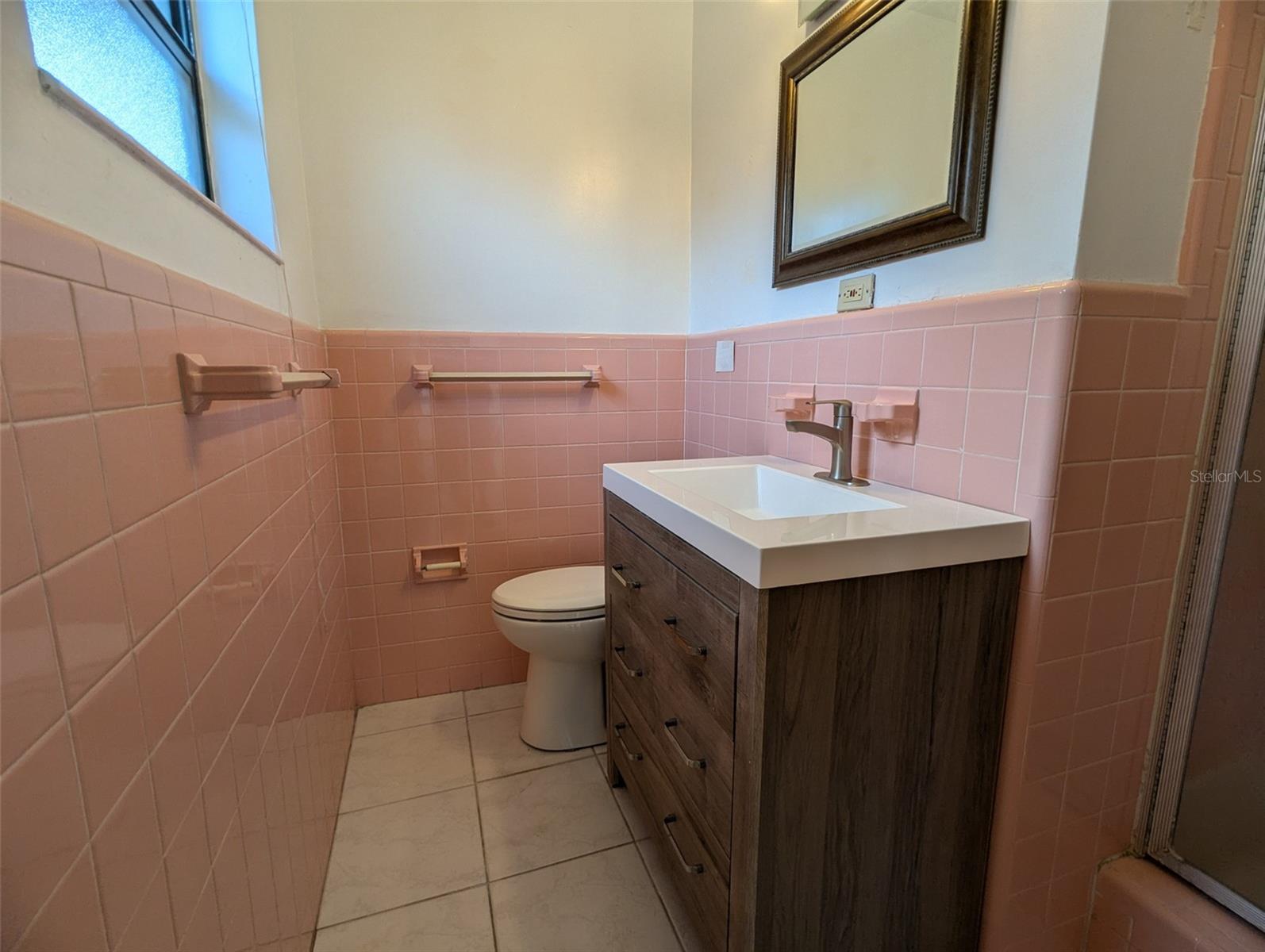 3931 E EDEN ROC CIR, TAMPA, FL, 33634