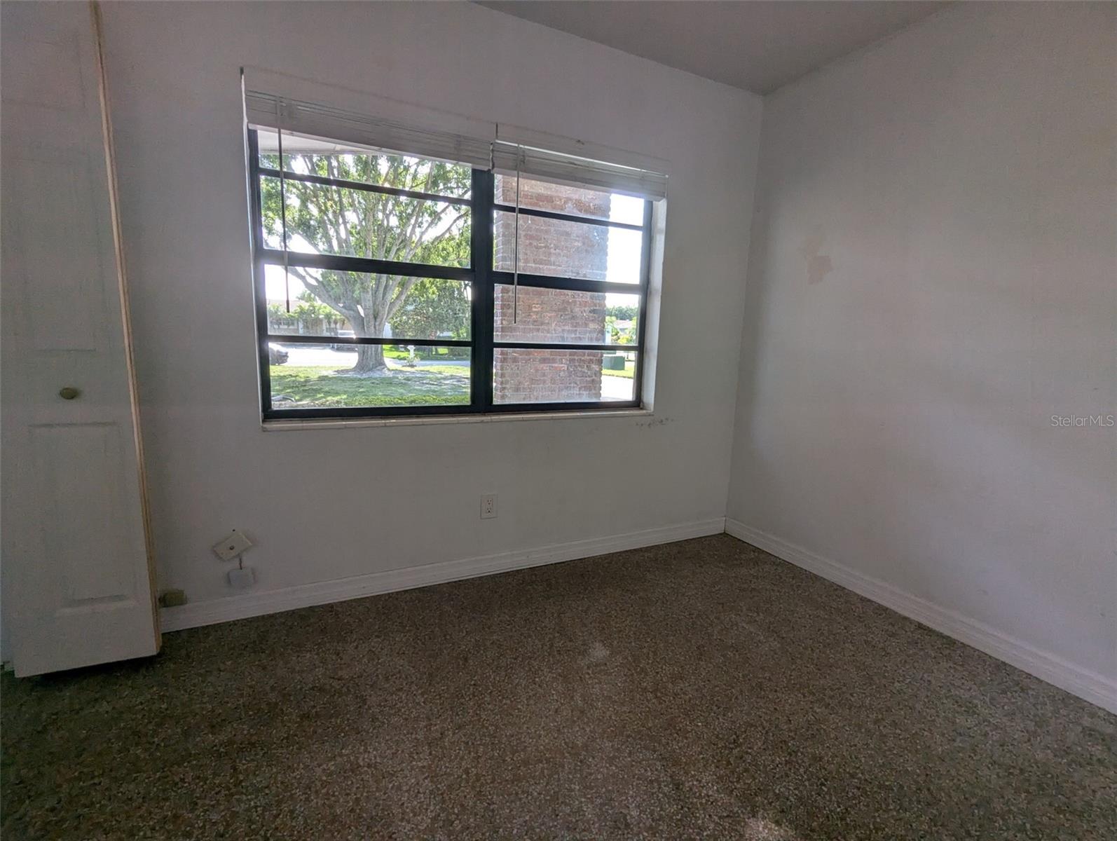 3931 E EDEN ROC CIR, TAMPA, FL, 33634