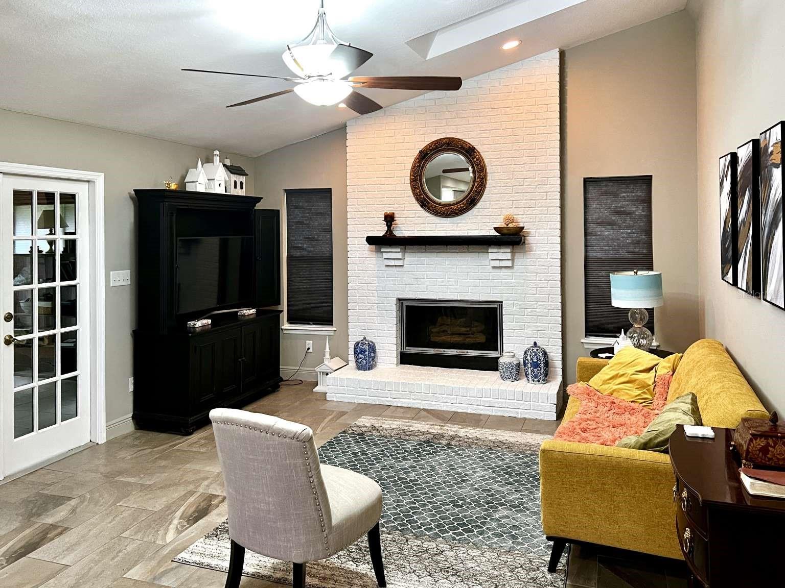 324 OLD MILL RD, ENTERPRISE, FL, 32725