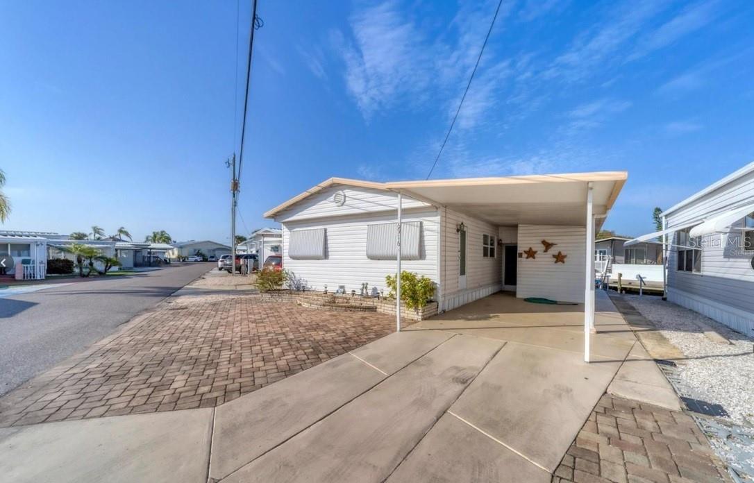 6916 E BAYOU LN, BRADENTON, FL, 34207