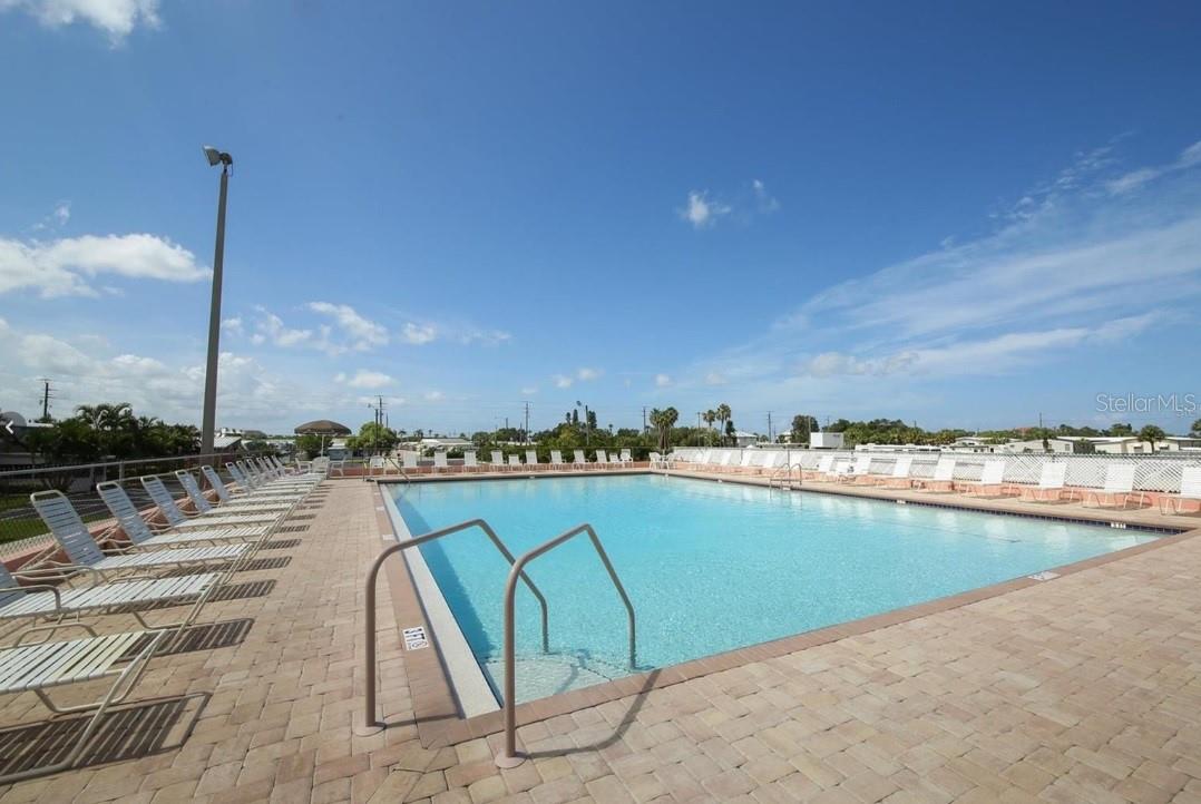 6916 E BAYOU LN, BRADENTON, FL, 34207