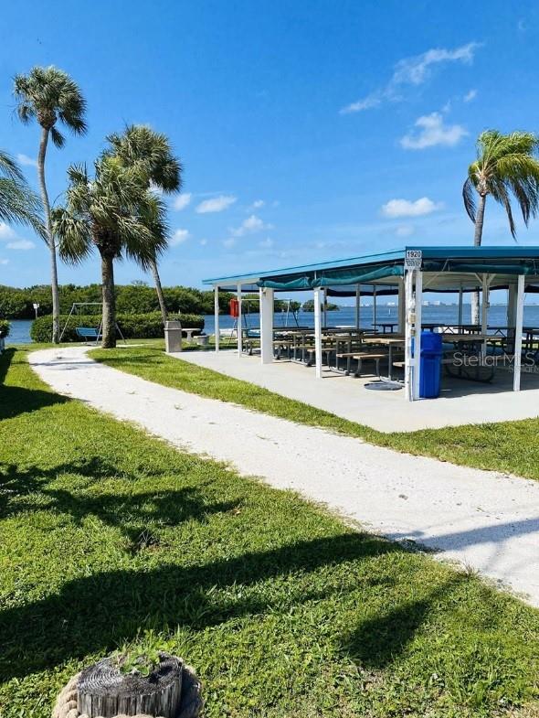 6916 E BAYOU LN, BRADENTON, FL, 34207