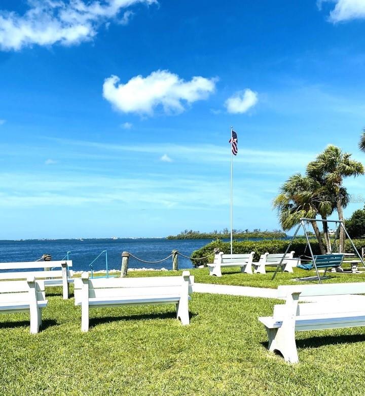 6916 E BAYOU LN, BRADENTON, FL, 34207