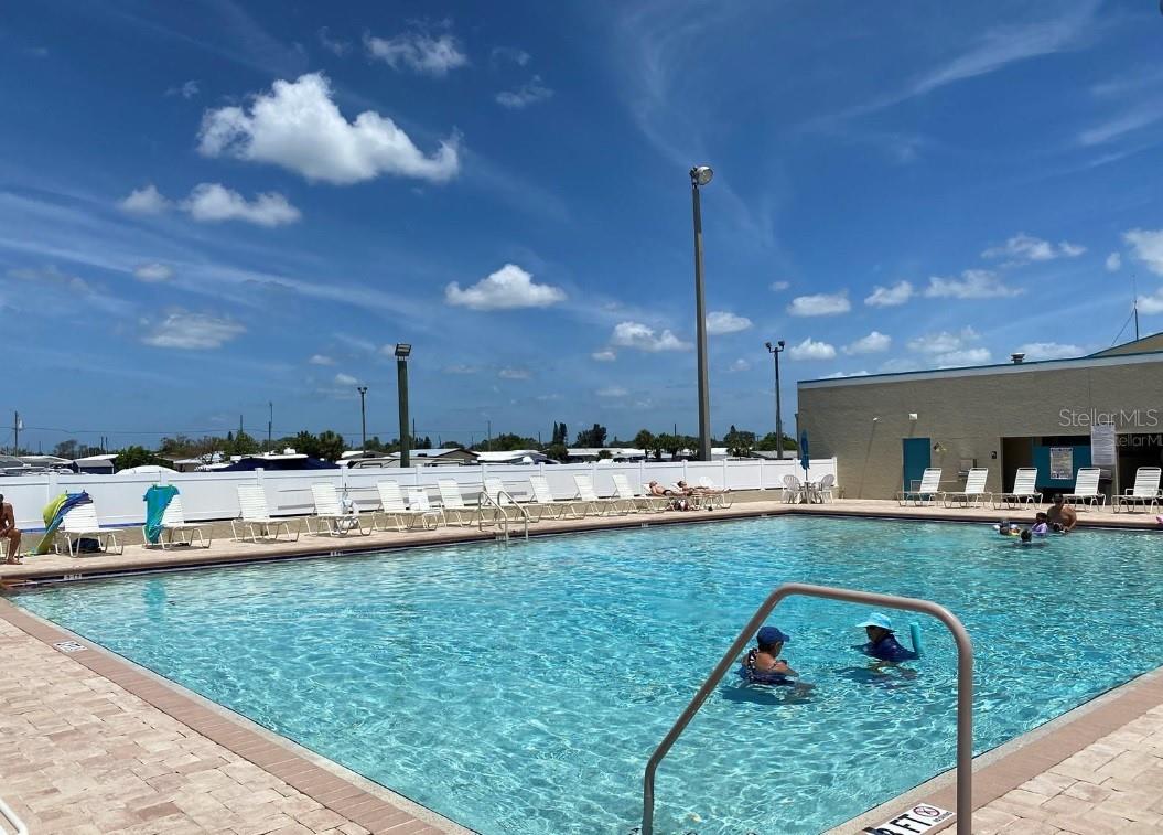 6916 E BAYOU LN, BRADENTON, FL, 34207