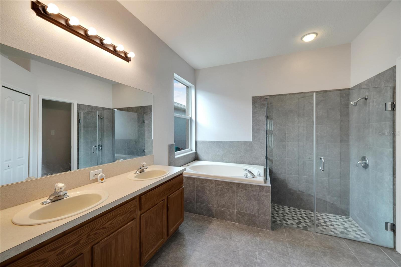 803 PARSONS POINTE ST, SEFFNER, FL, 33584