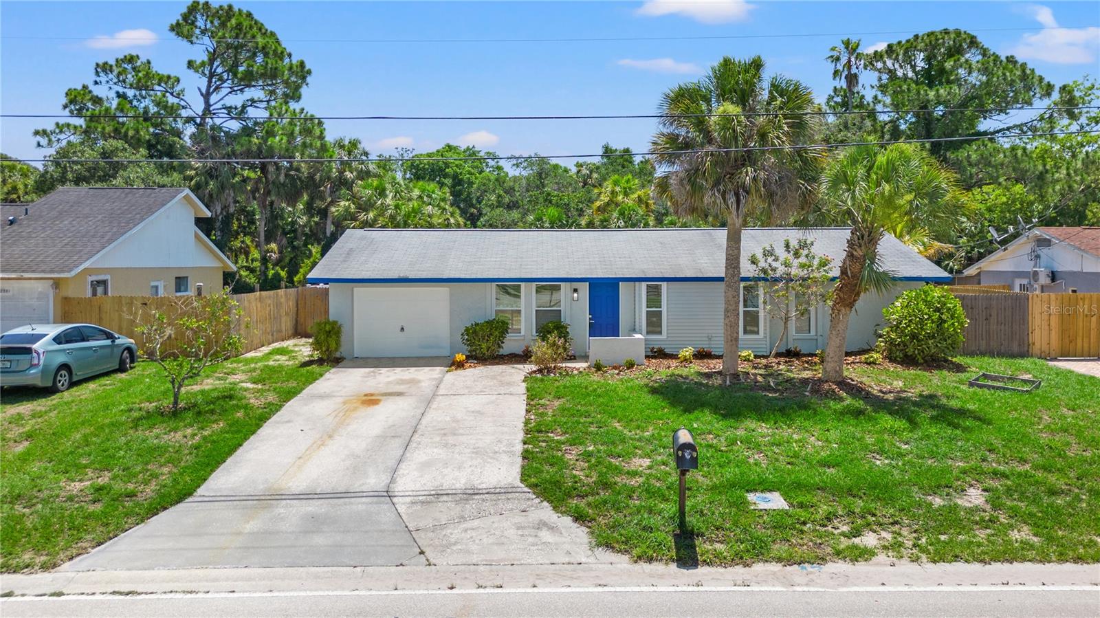 2401 LINWOOD DR, SARASOTA, FL, 34232