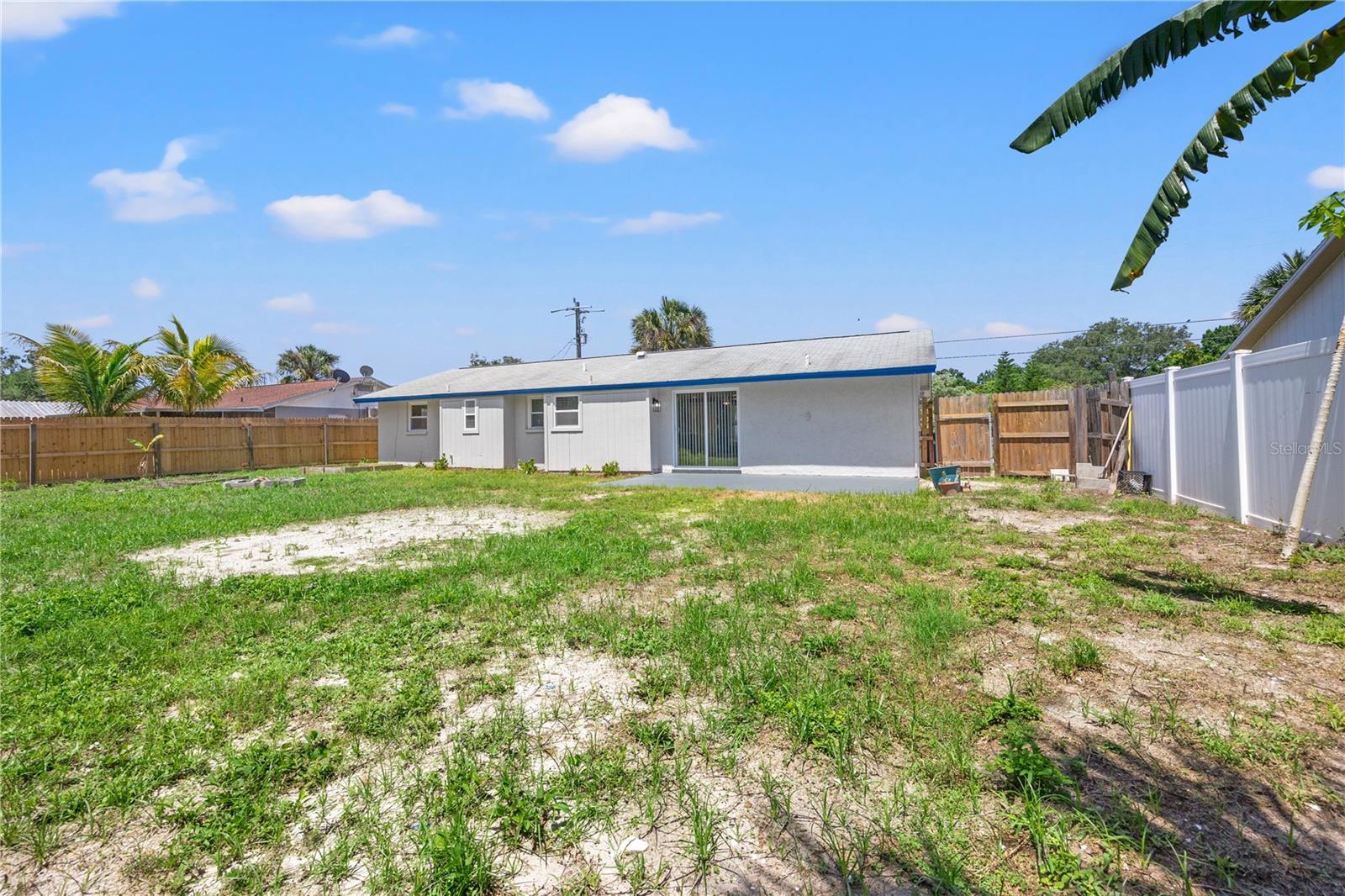 2401 LINWOOD DR, SARASOTA, FL, 34232