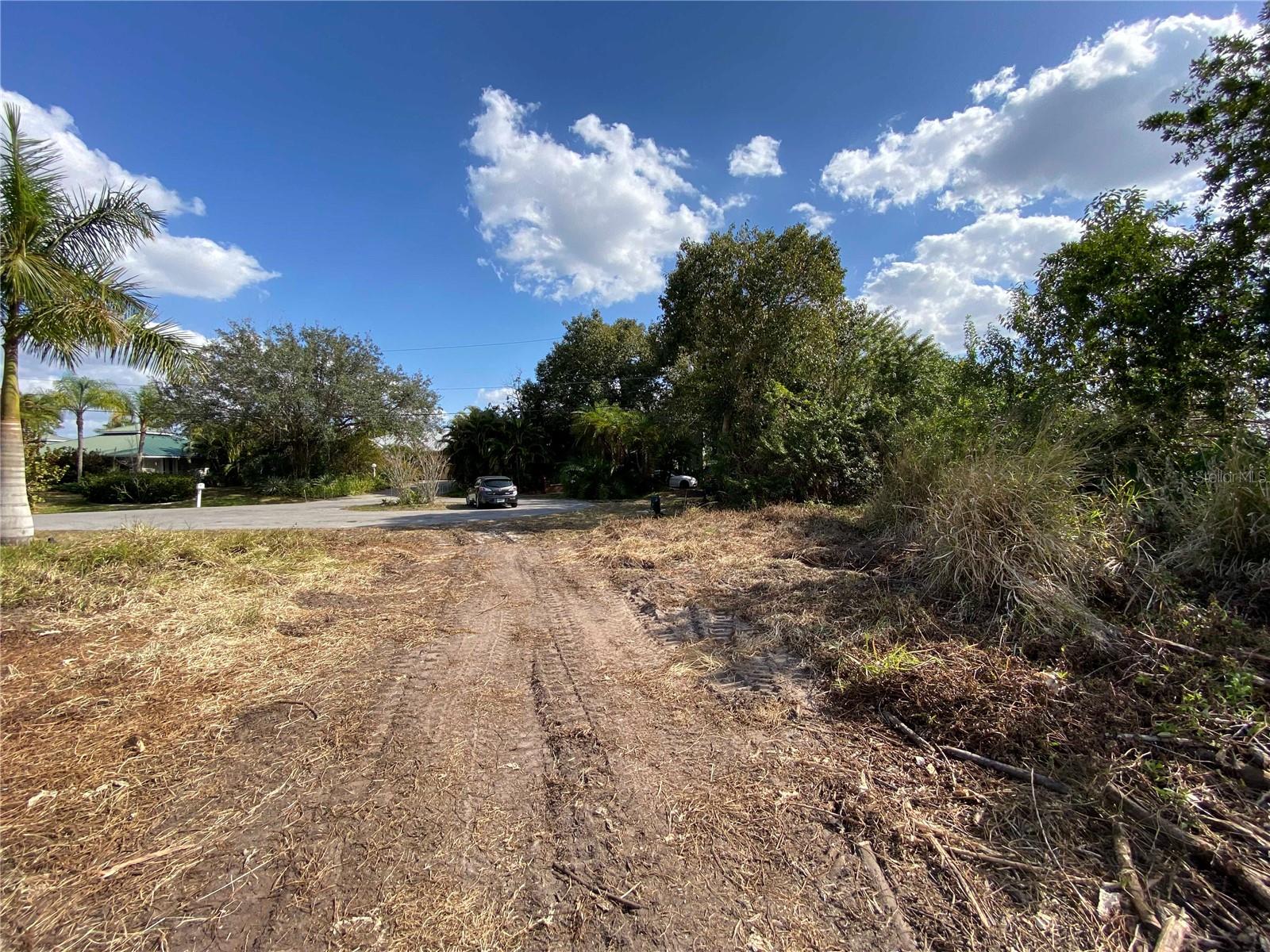 3295 PEACE RIVER DR, PUNTA GORDA, FL, 33983